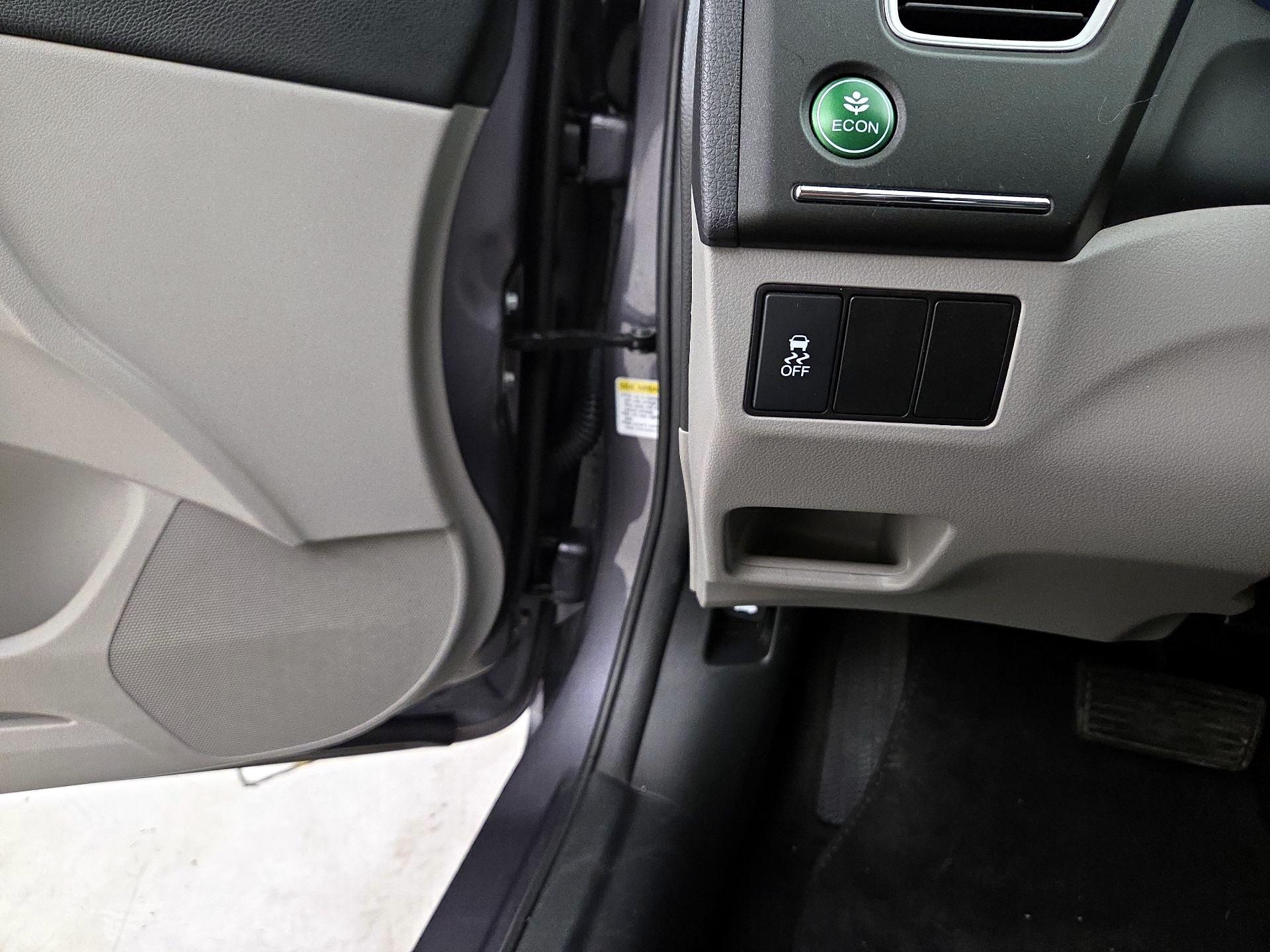 Thumbnail: 2015 Honda Civic - 13
