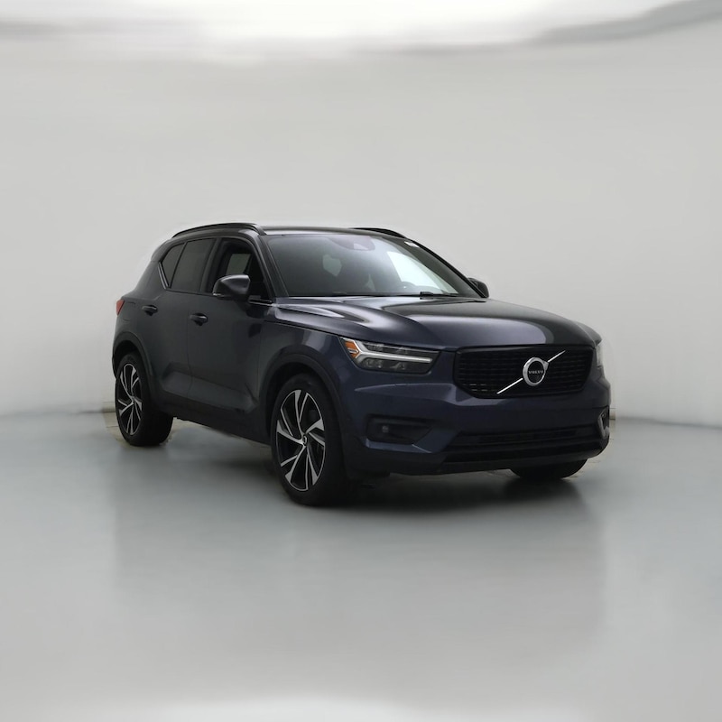 2022 Volvo XC40 T5 R-Design