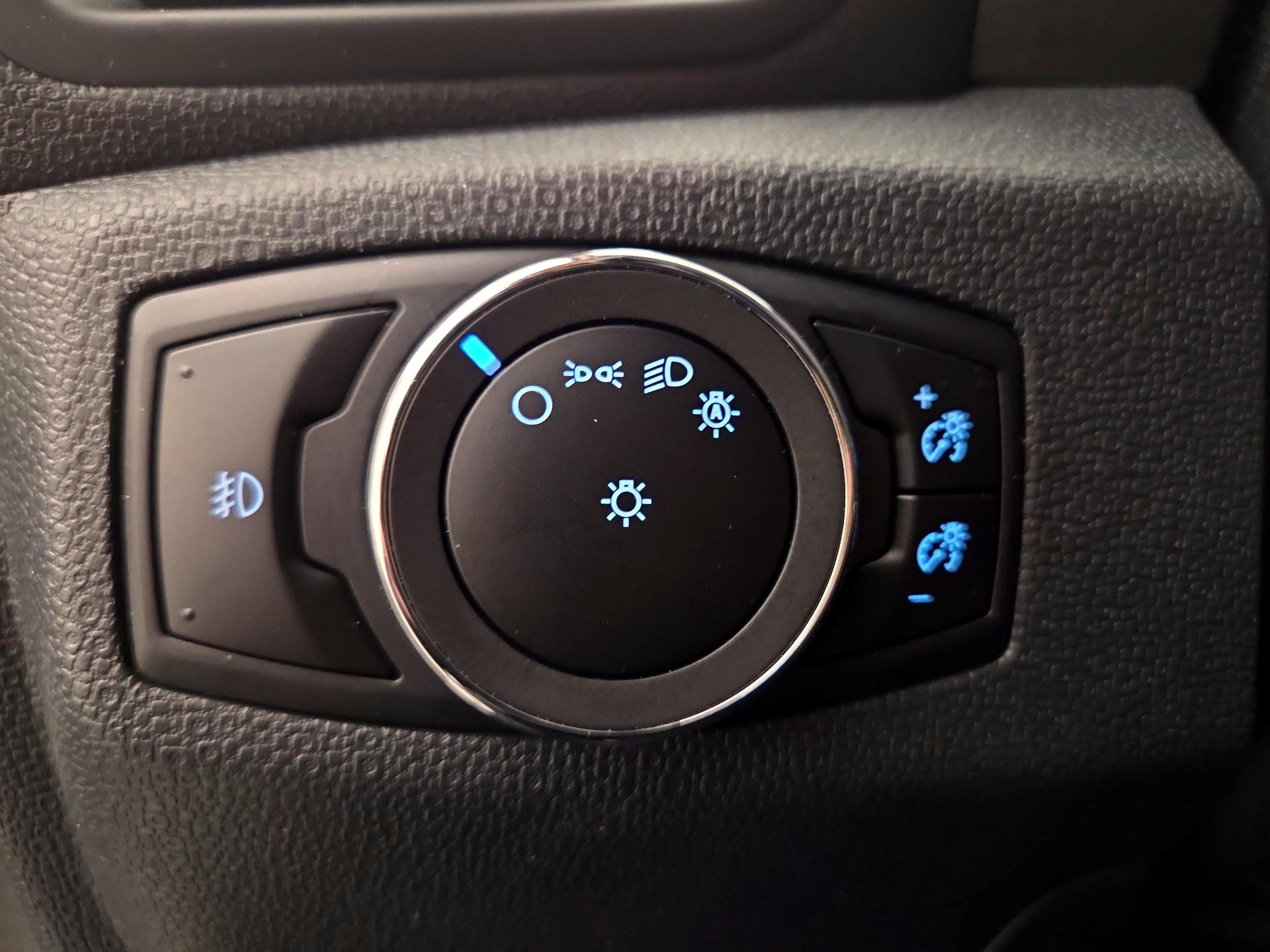 Thumbnail: 2019 Ford EcoSport - 13