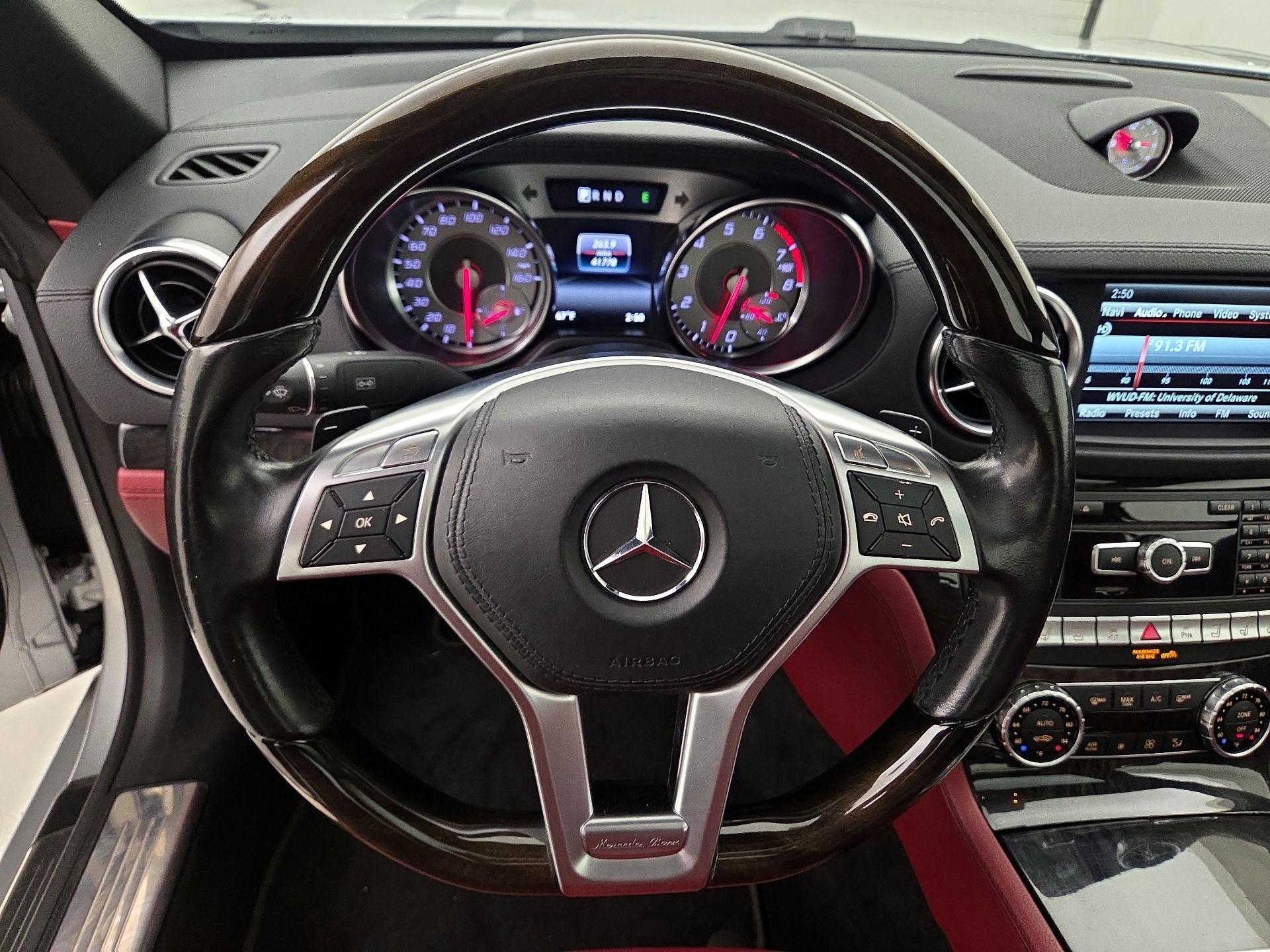 Thumbnail: 2016 Mercedes-Benz SL-Class - 10