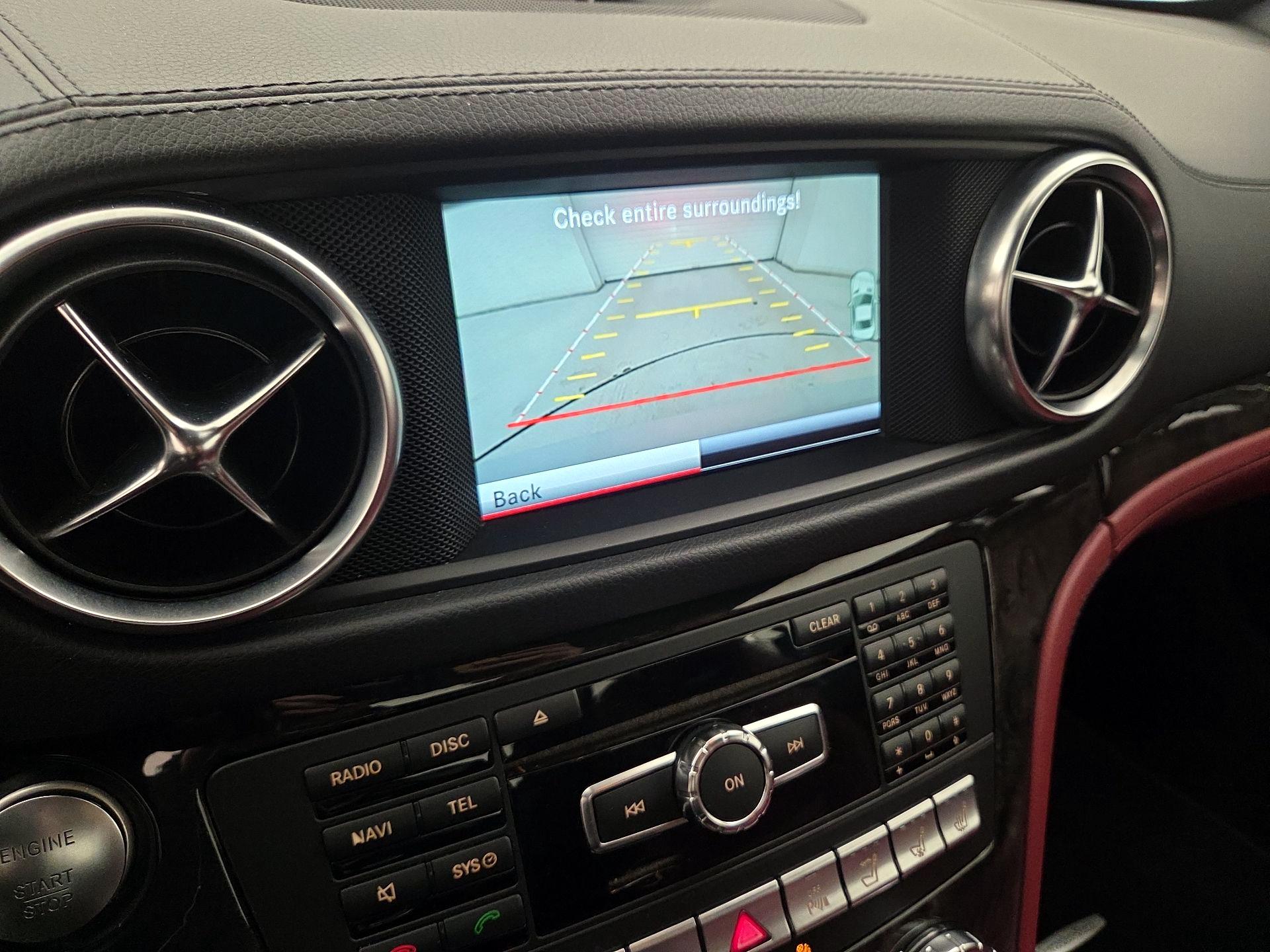 Thumbnail: 2016 Mercedes-Benz SL-Class - 14