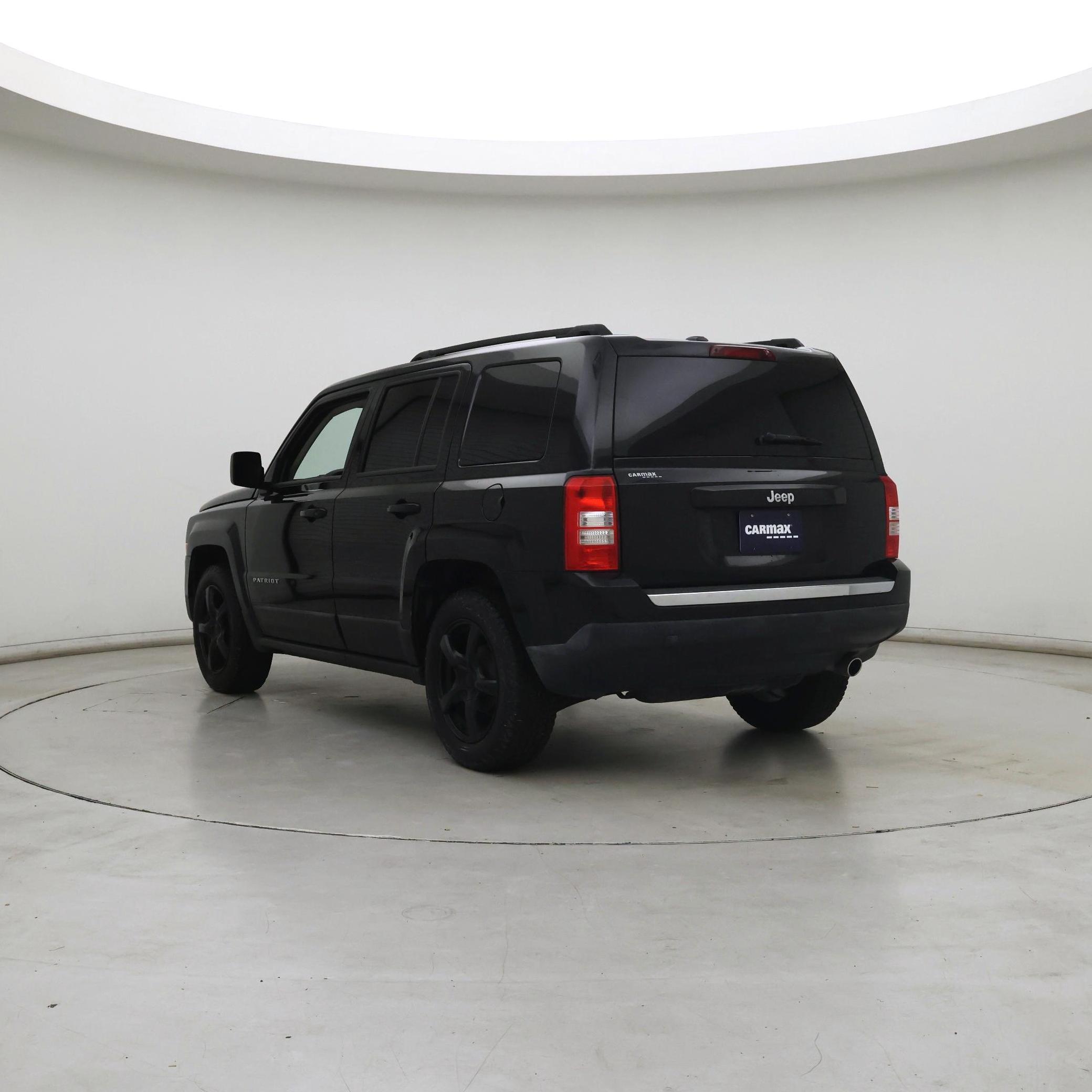 Thumbnail: 2016 Jeep Patriot - 2