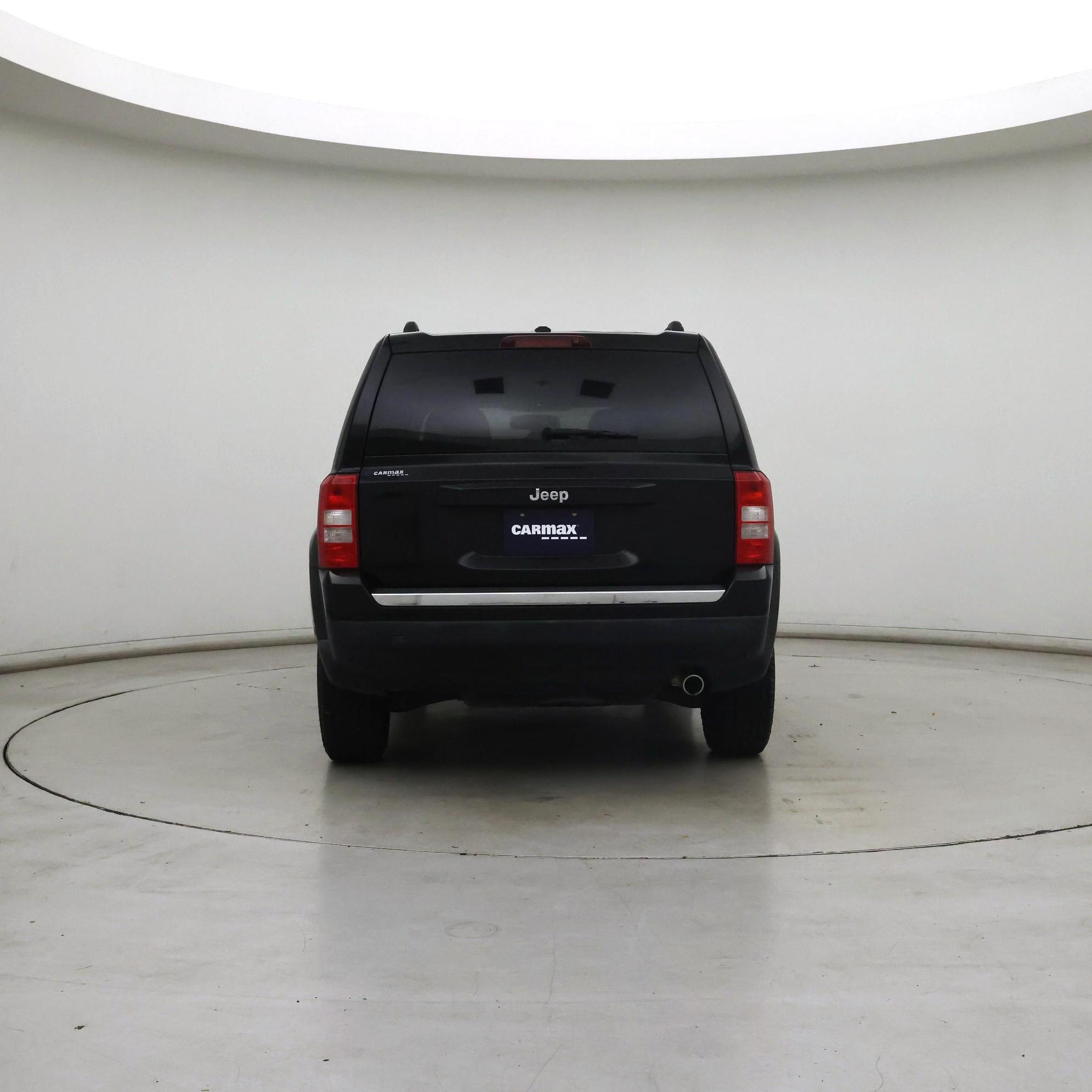 Thumbnail: 2016 Jeep Patriot - 6