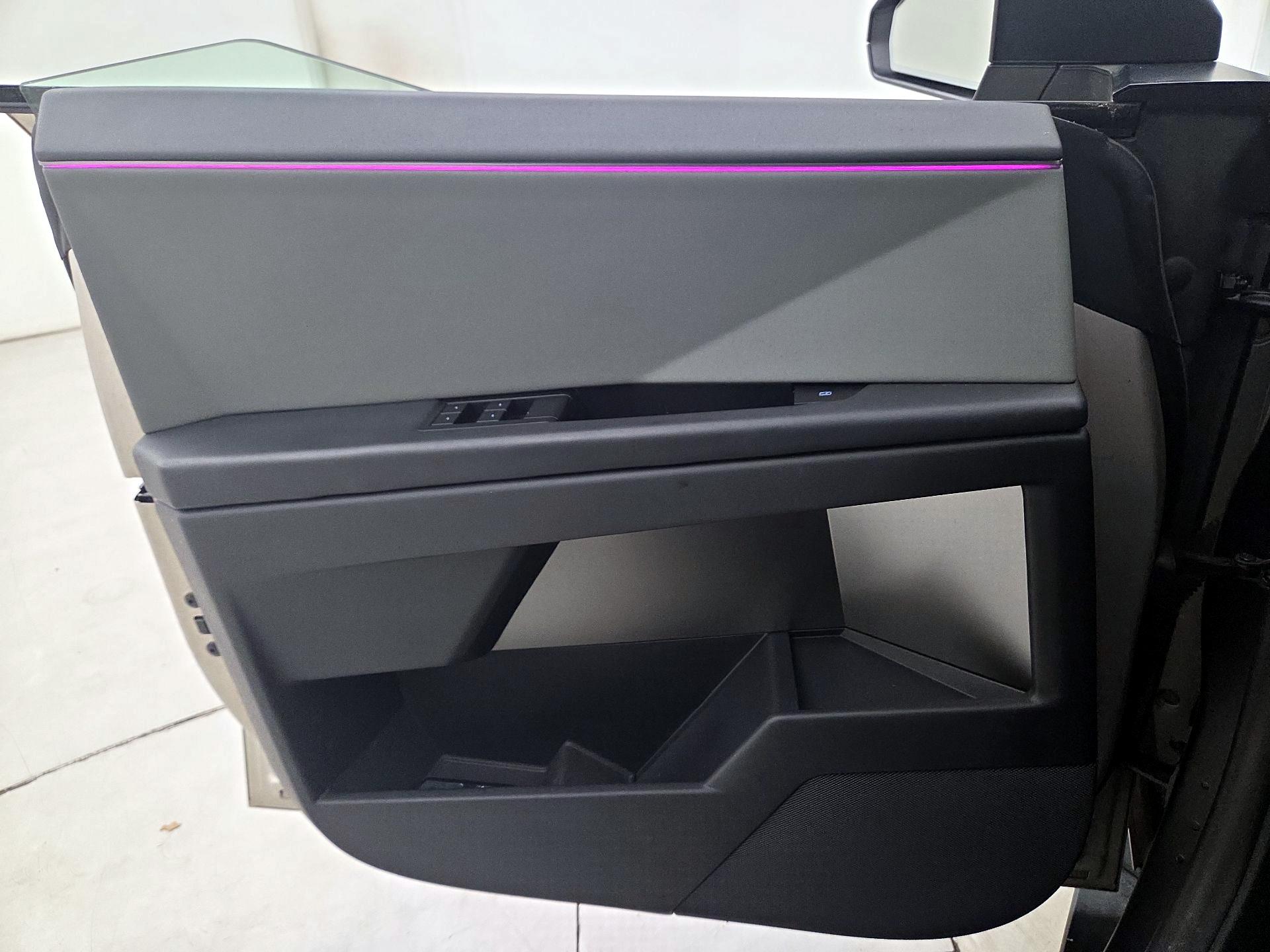 Thumbnail: 2024 Tesla Cybertruck - 12