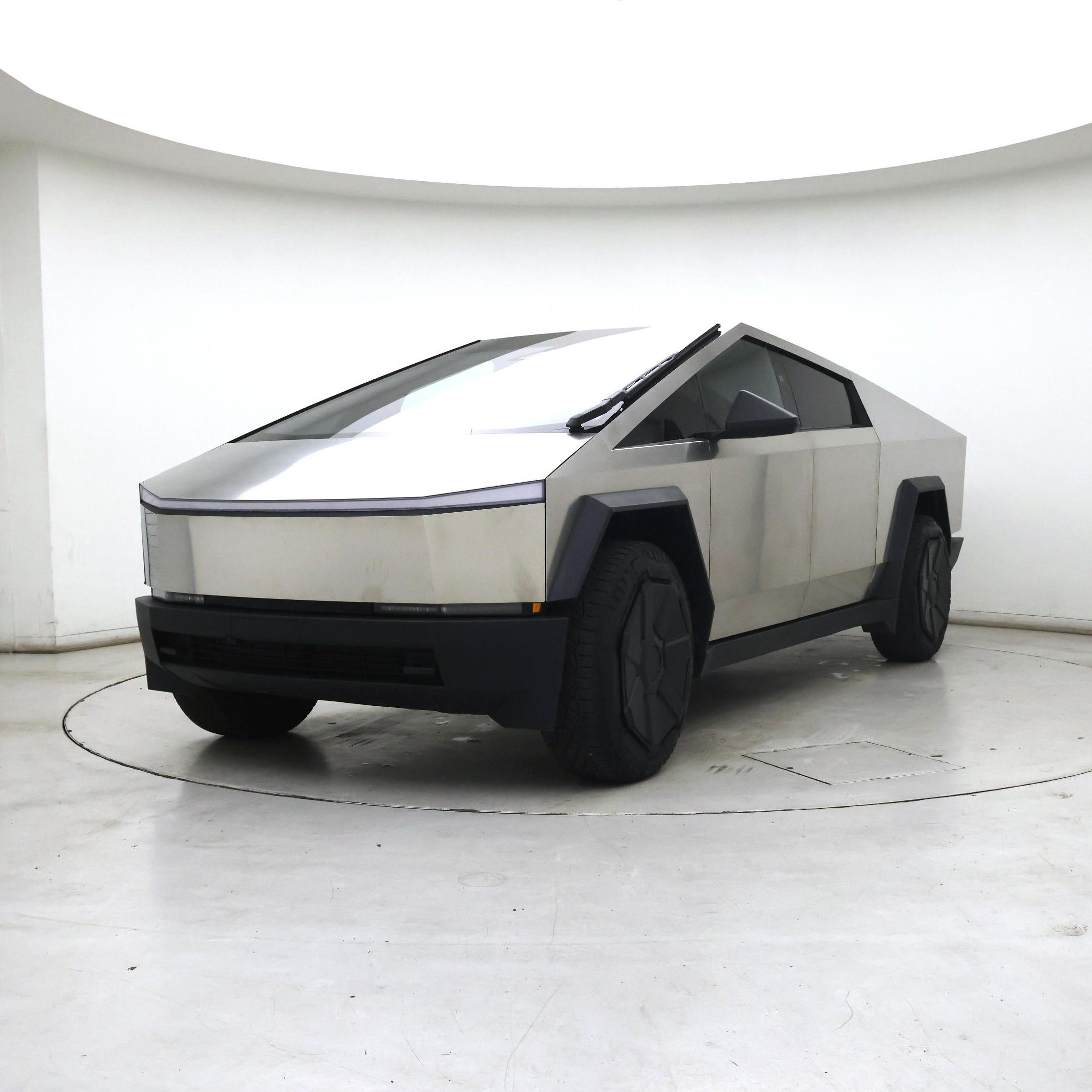 Thumbnail: 2024 Tesla Cybertruck - 4