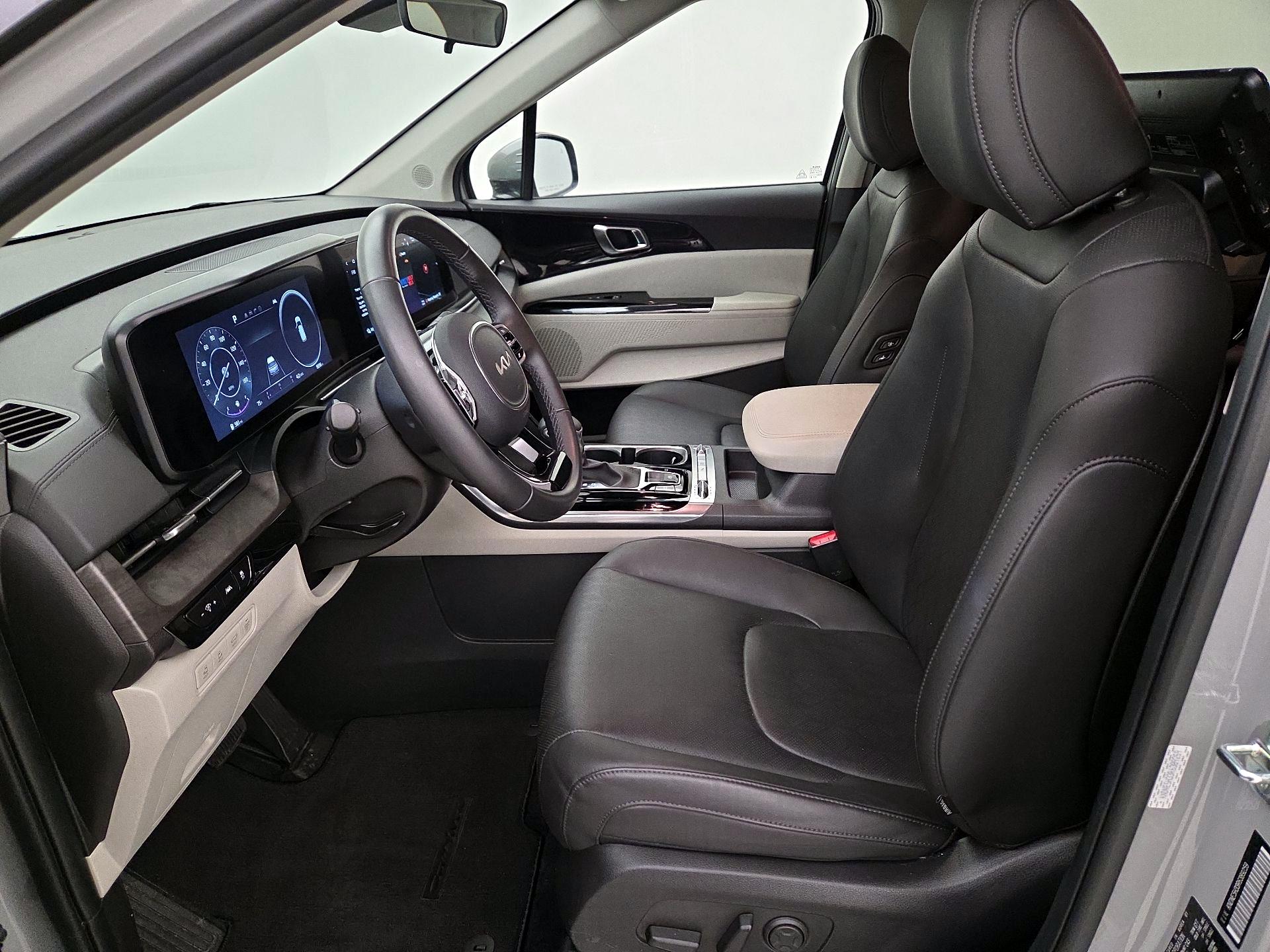 Thumbnail: 2024 Kia Carnival - 11