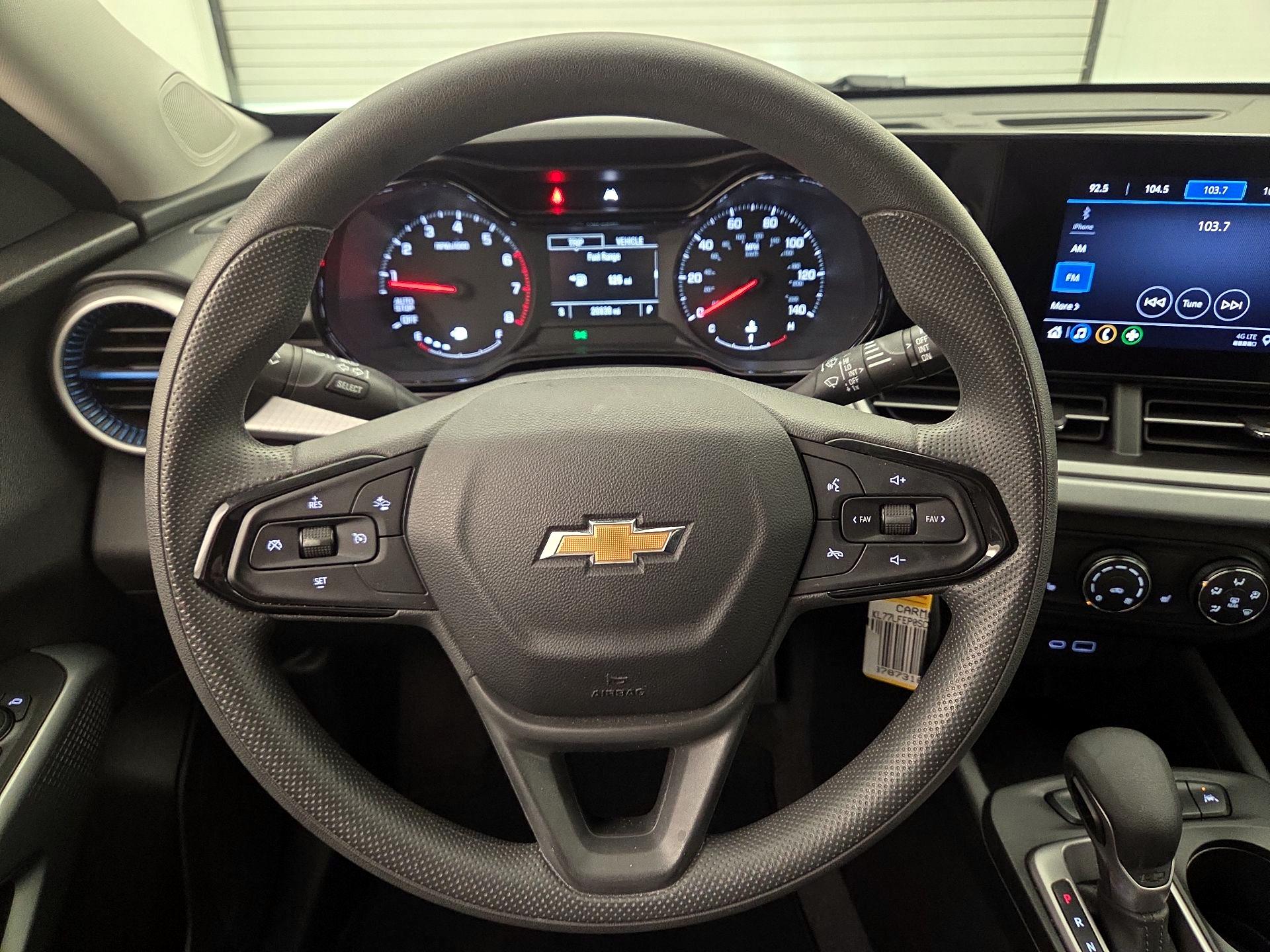 Thumbnail: 2025 Chevrolet Trax - 10