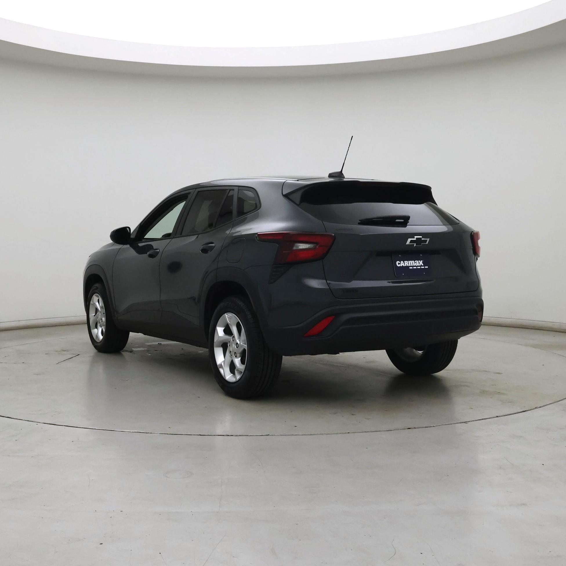 Thumbnail: 2025 Chevrolet Trax - 2