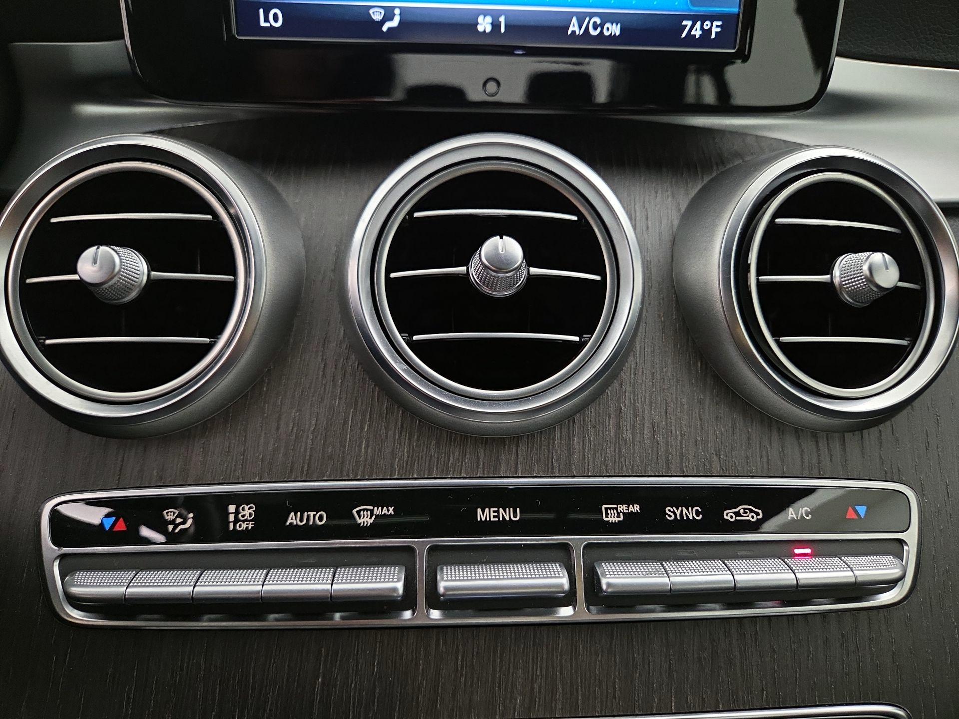 Thumbnail: 2019 Mercedes-Benz C-Class - 16