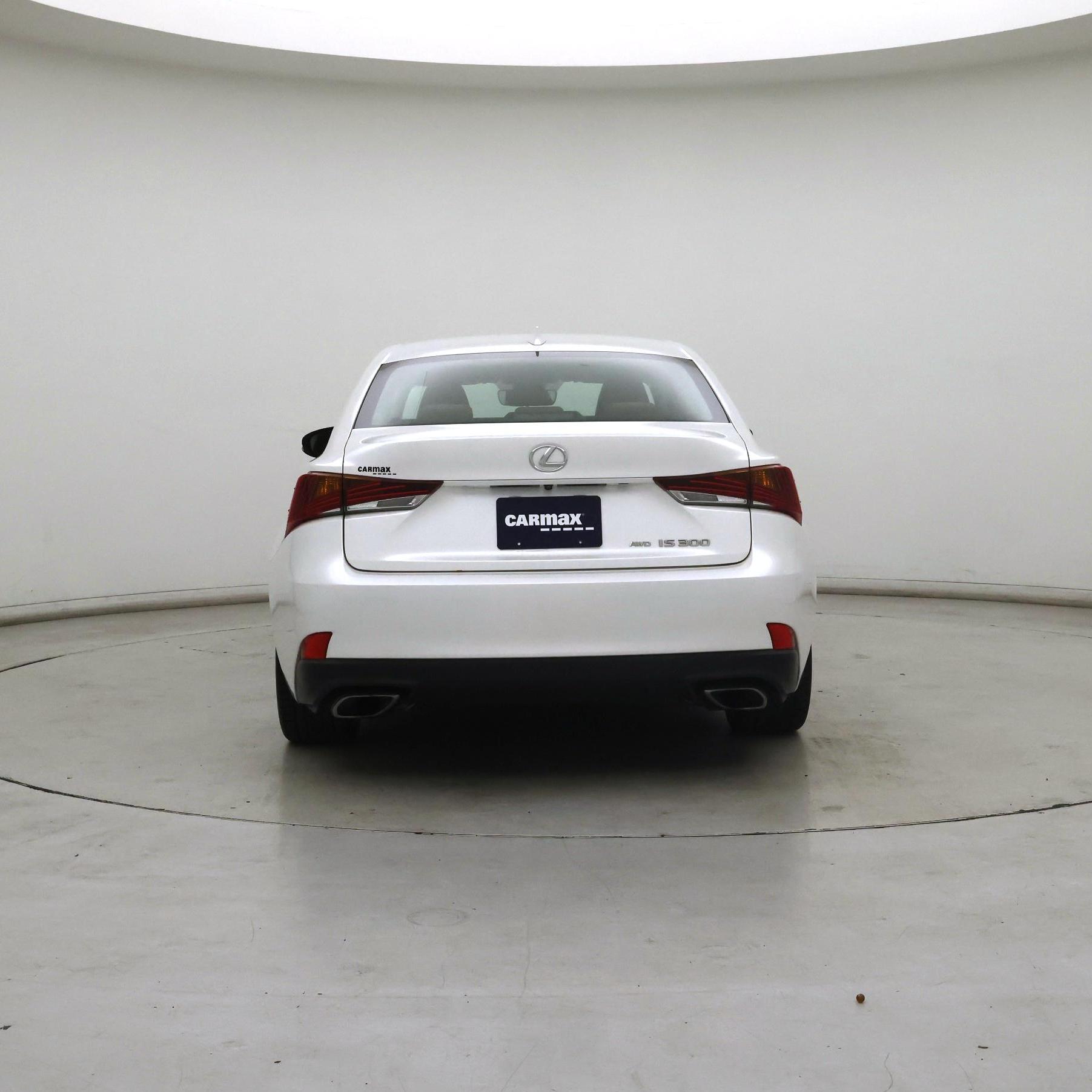 Thumbnail: 2017 Lexus IS - 6