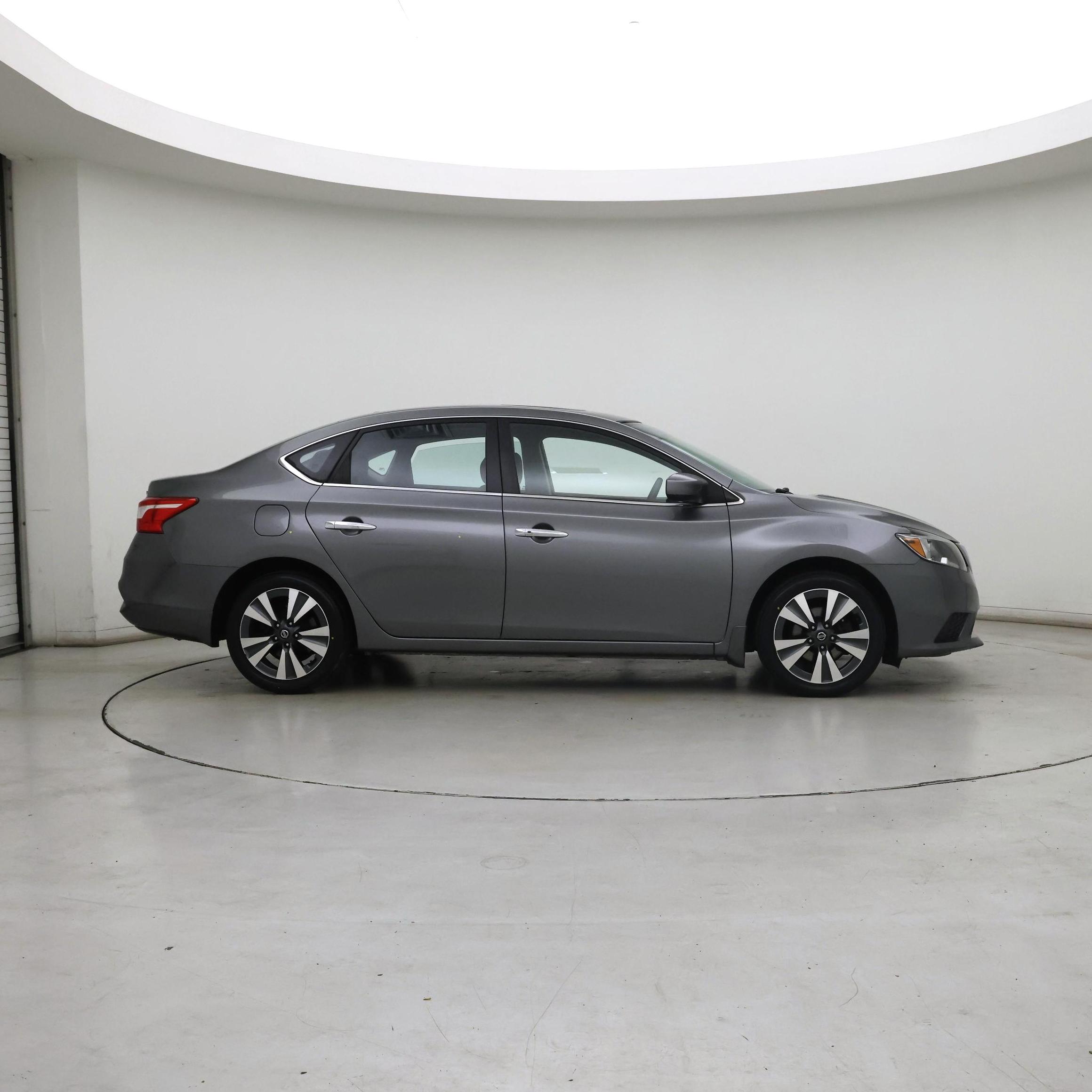 Thumbnail: 2019 Nissan Sentra - 7