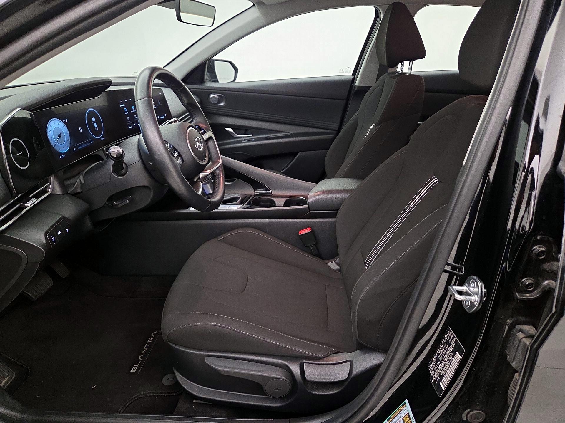 Thumbnail: 2023 Hyundai Elantra - 11