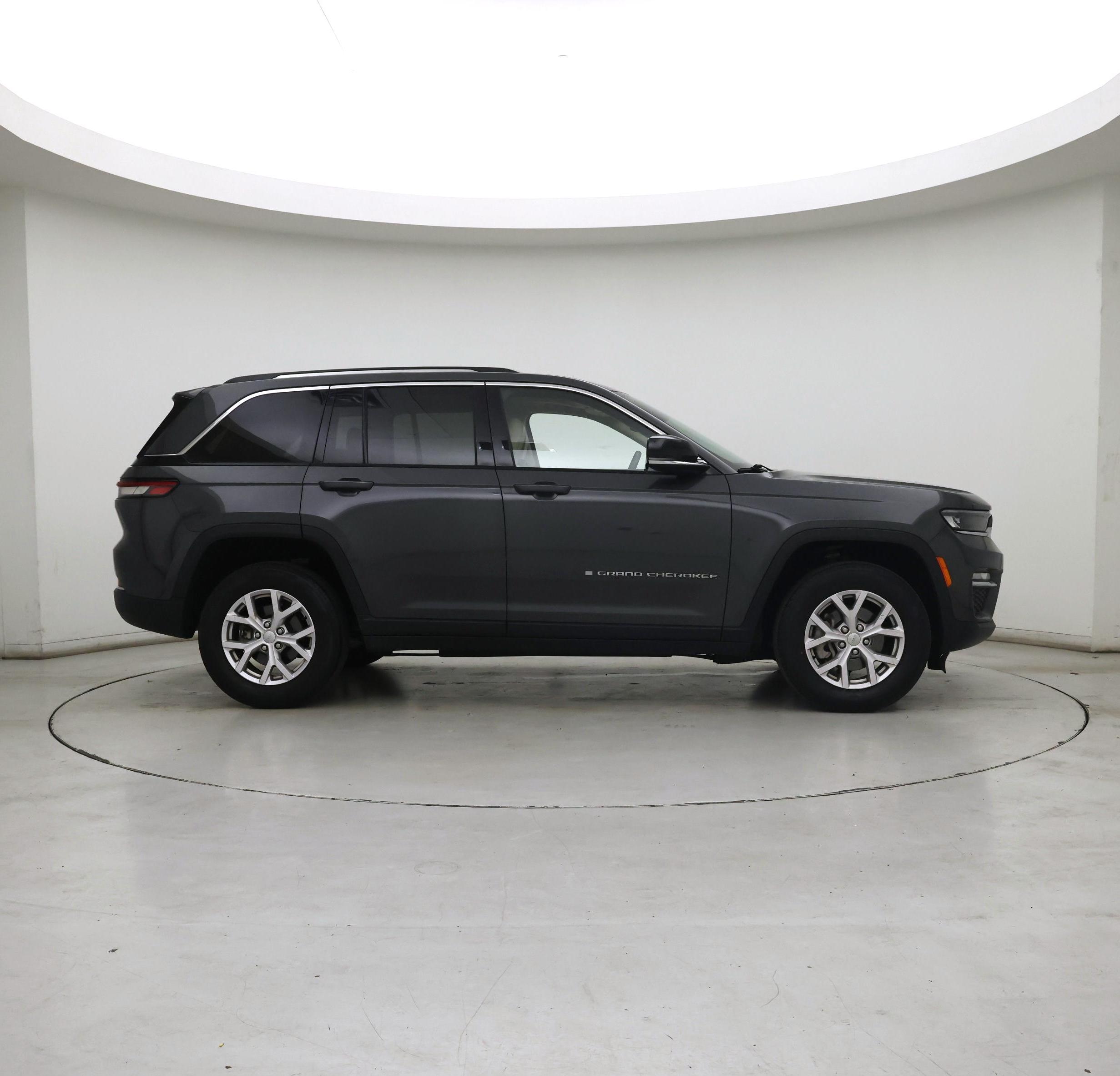 Thumbnail: 2022 Jeep Grand Cherokee - 7