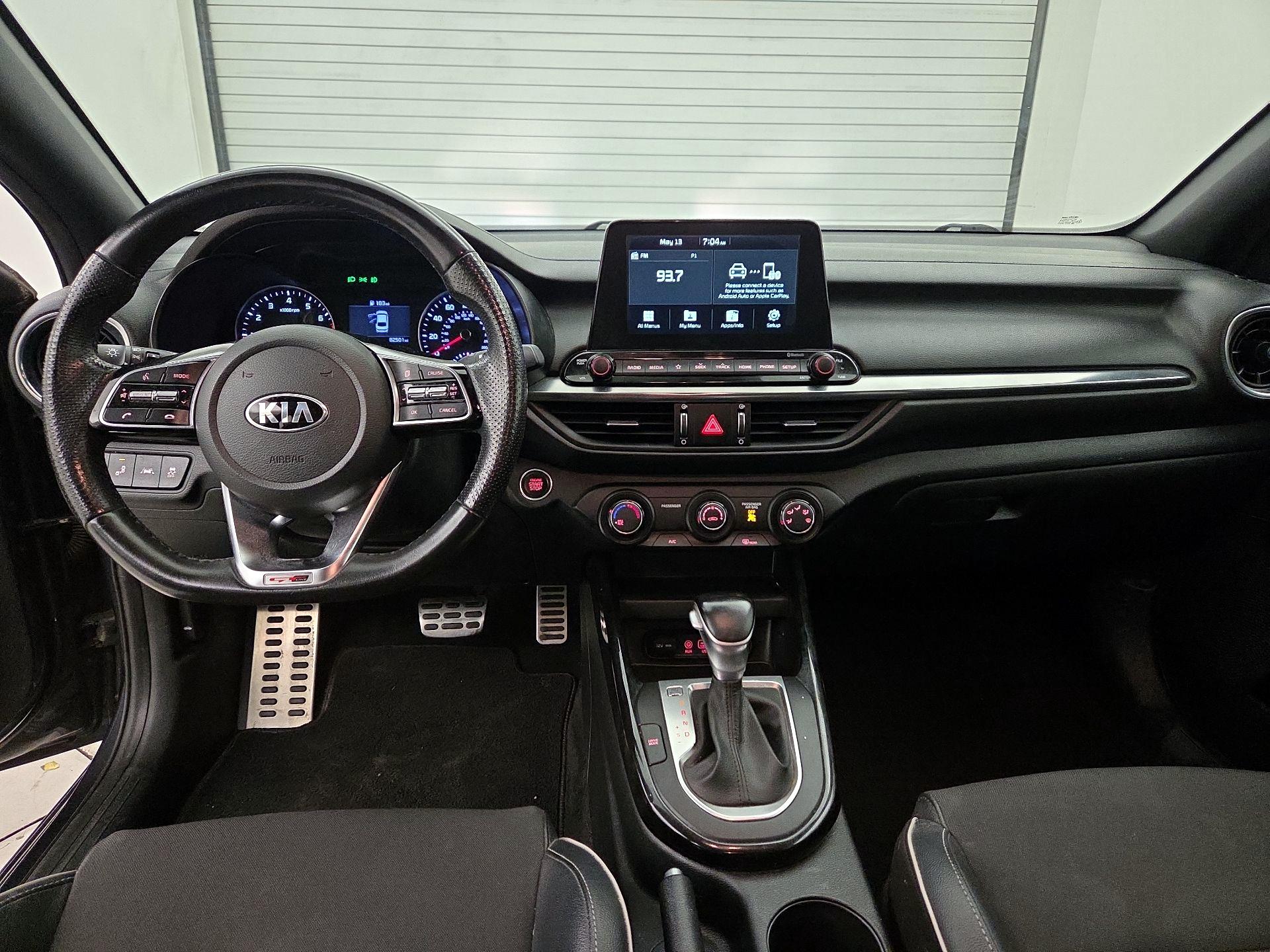 Thumbnail: 2020 Kia Forte - 9