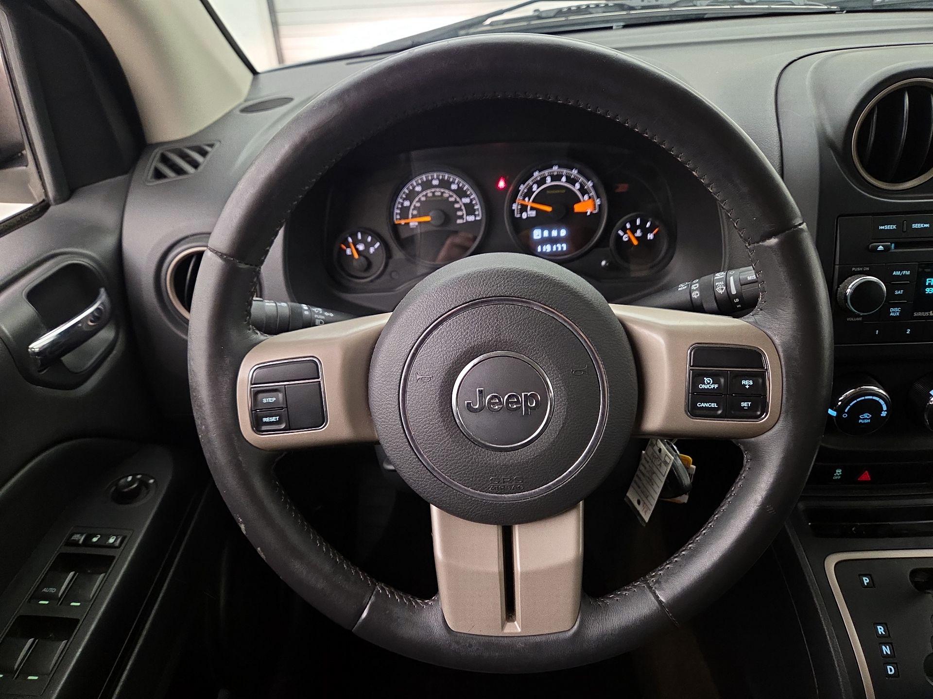 Thumbnail: 2016 Jeep Compass - 10