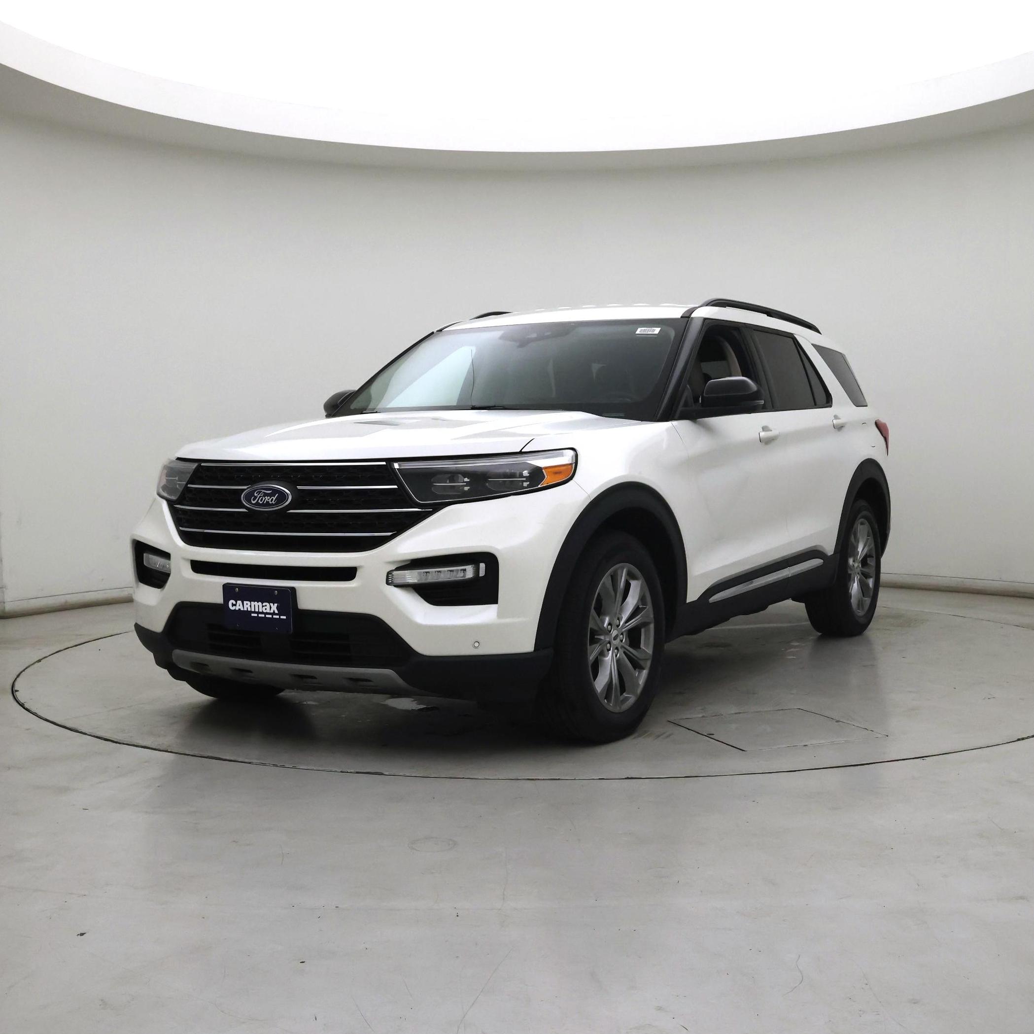 Thumbnail: 2022 Ford Explorer - 4
