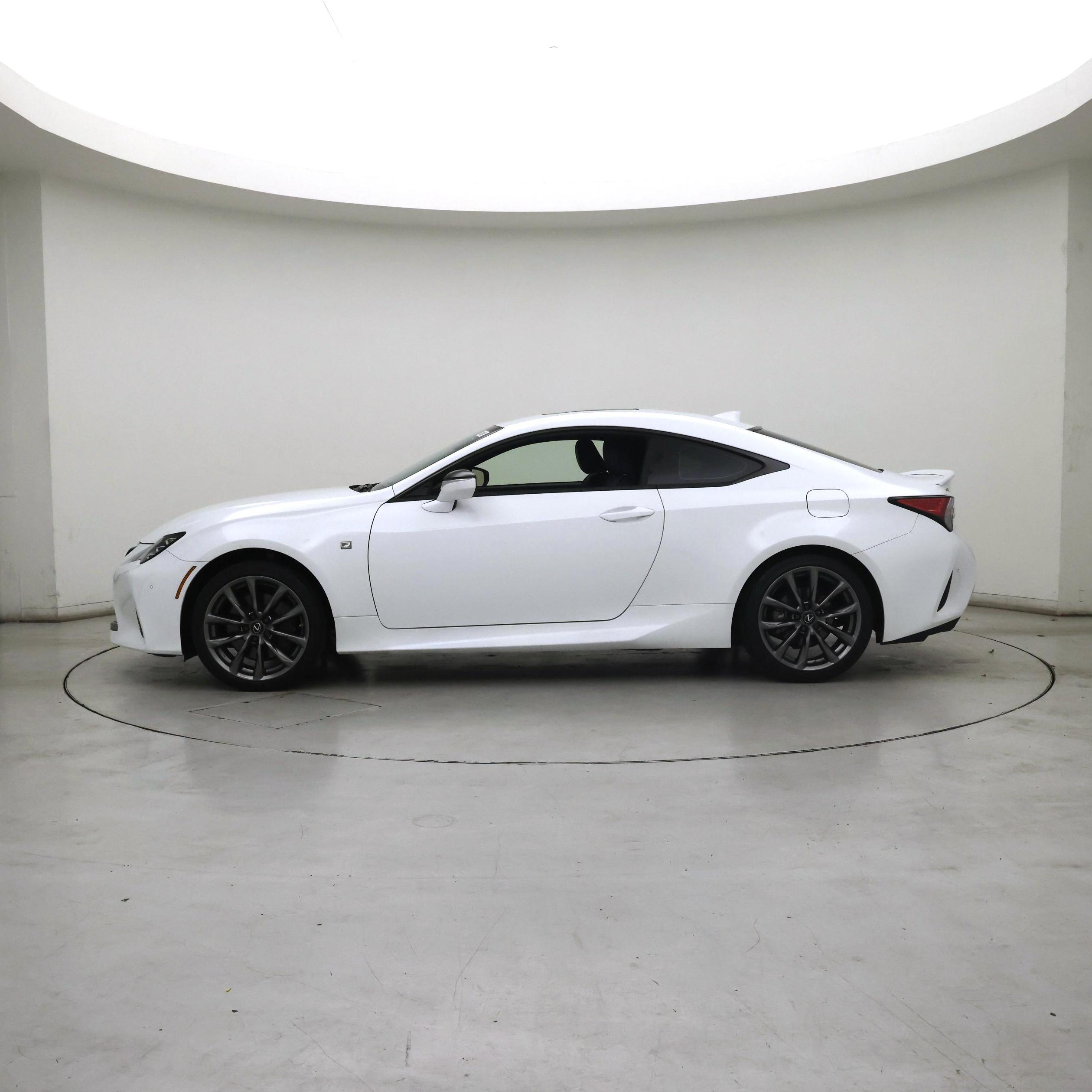 Thumbnail: 2021 Lexus RC - 3