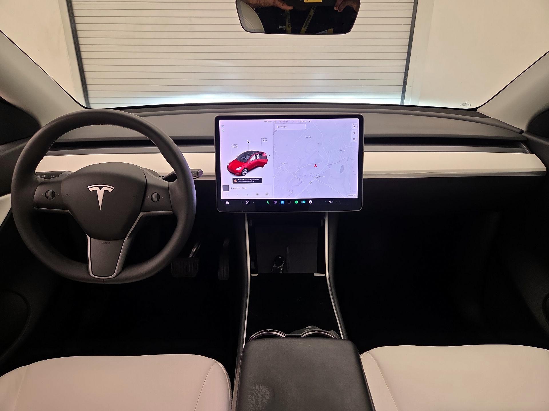 Thumbnail: 2021 Tesla Model Y - 9