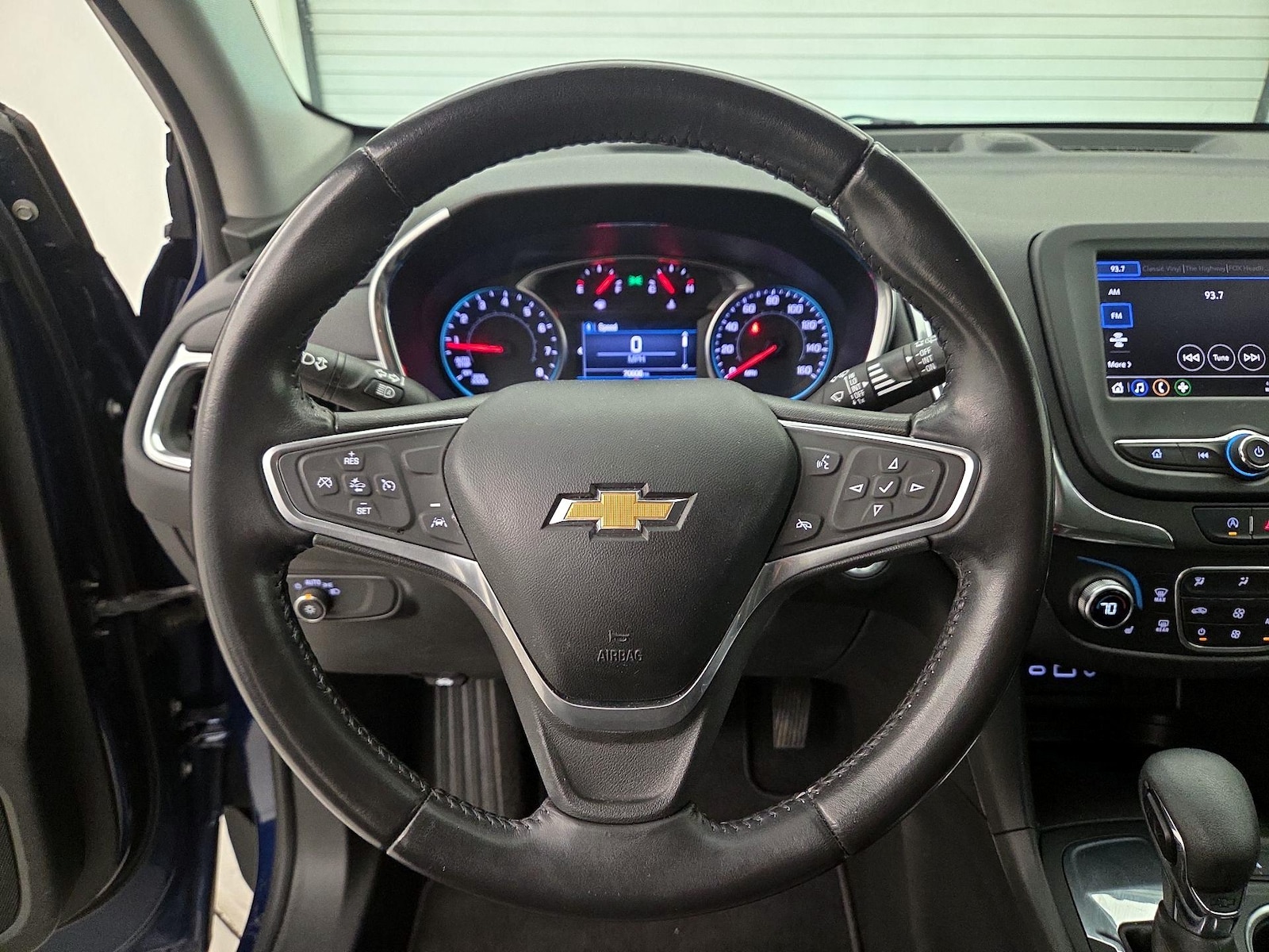 2022 Chevrolet Equinox LT - Photo 11