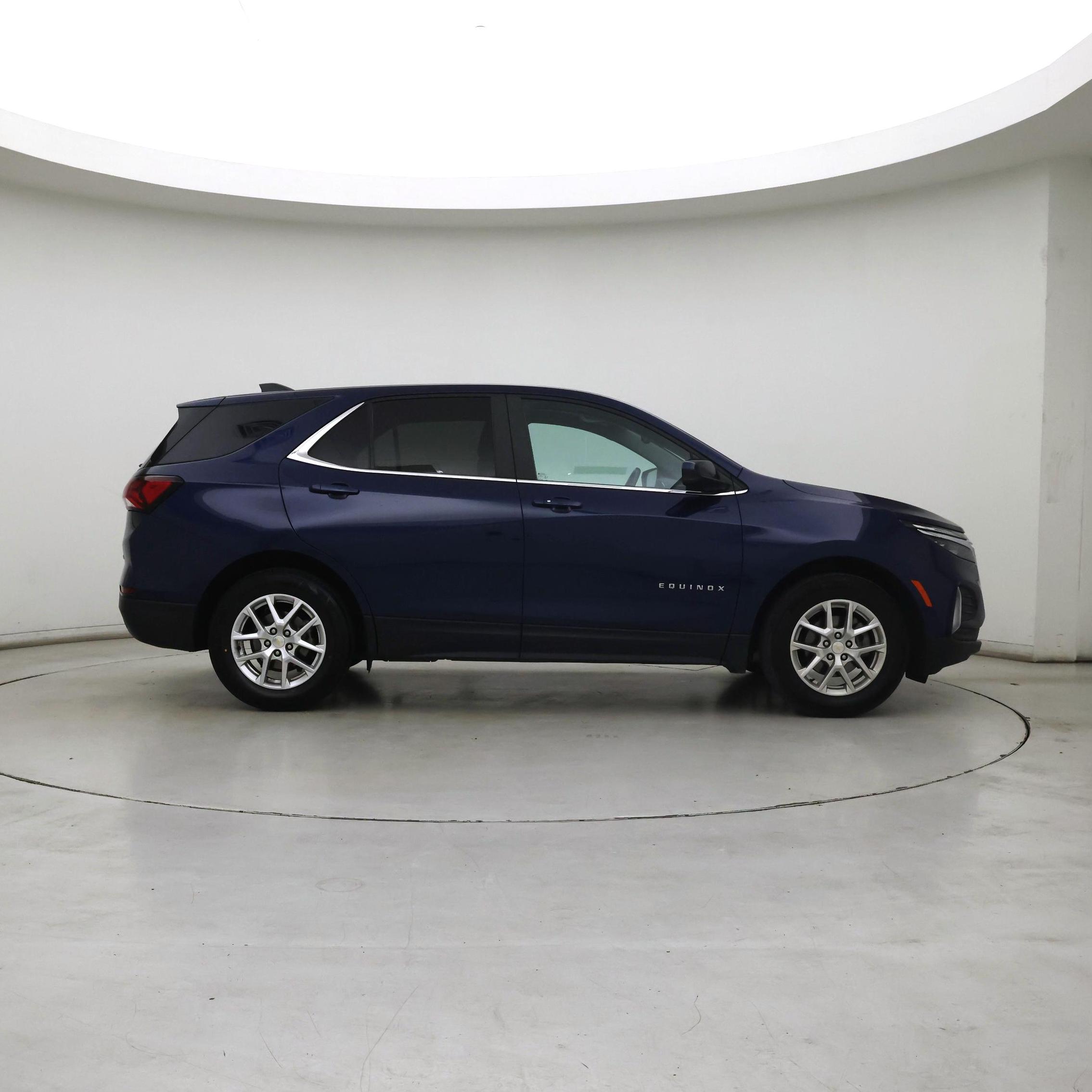 Thumbnail: 2022 Chevrolet Equinox - 7