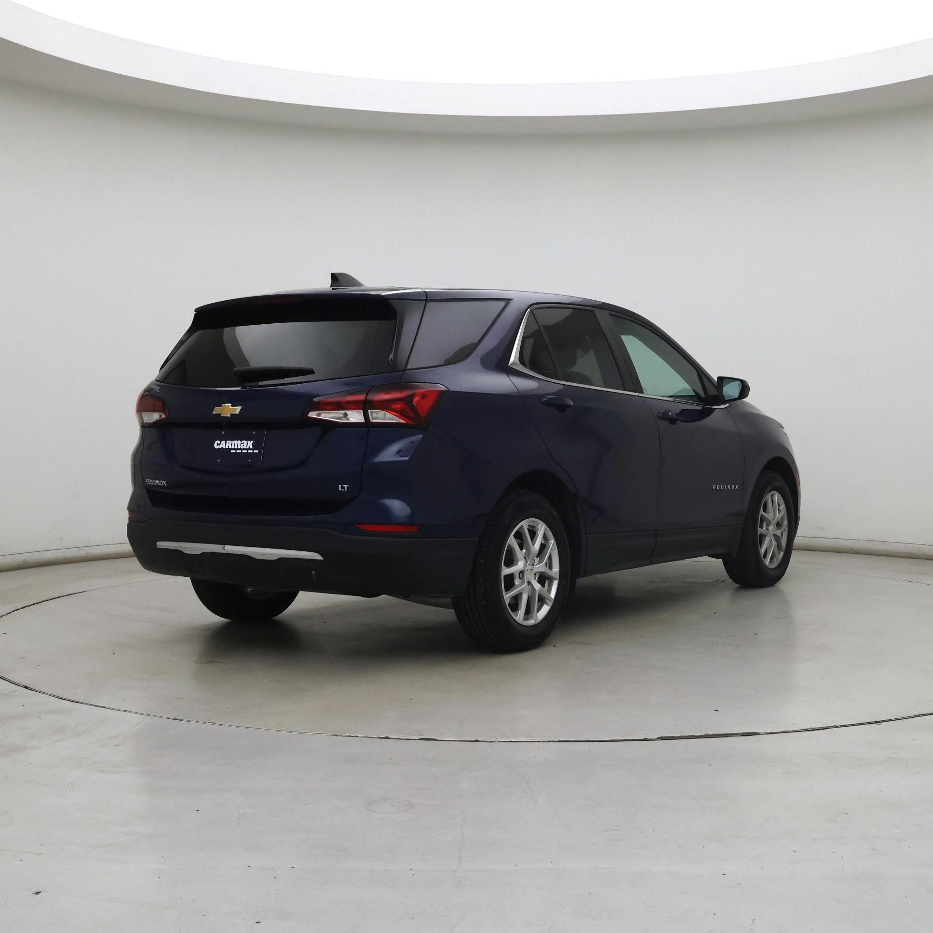Thumbnail: 2022 Chevrolet Equinox - 8