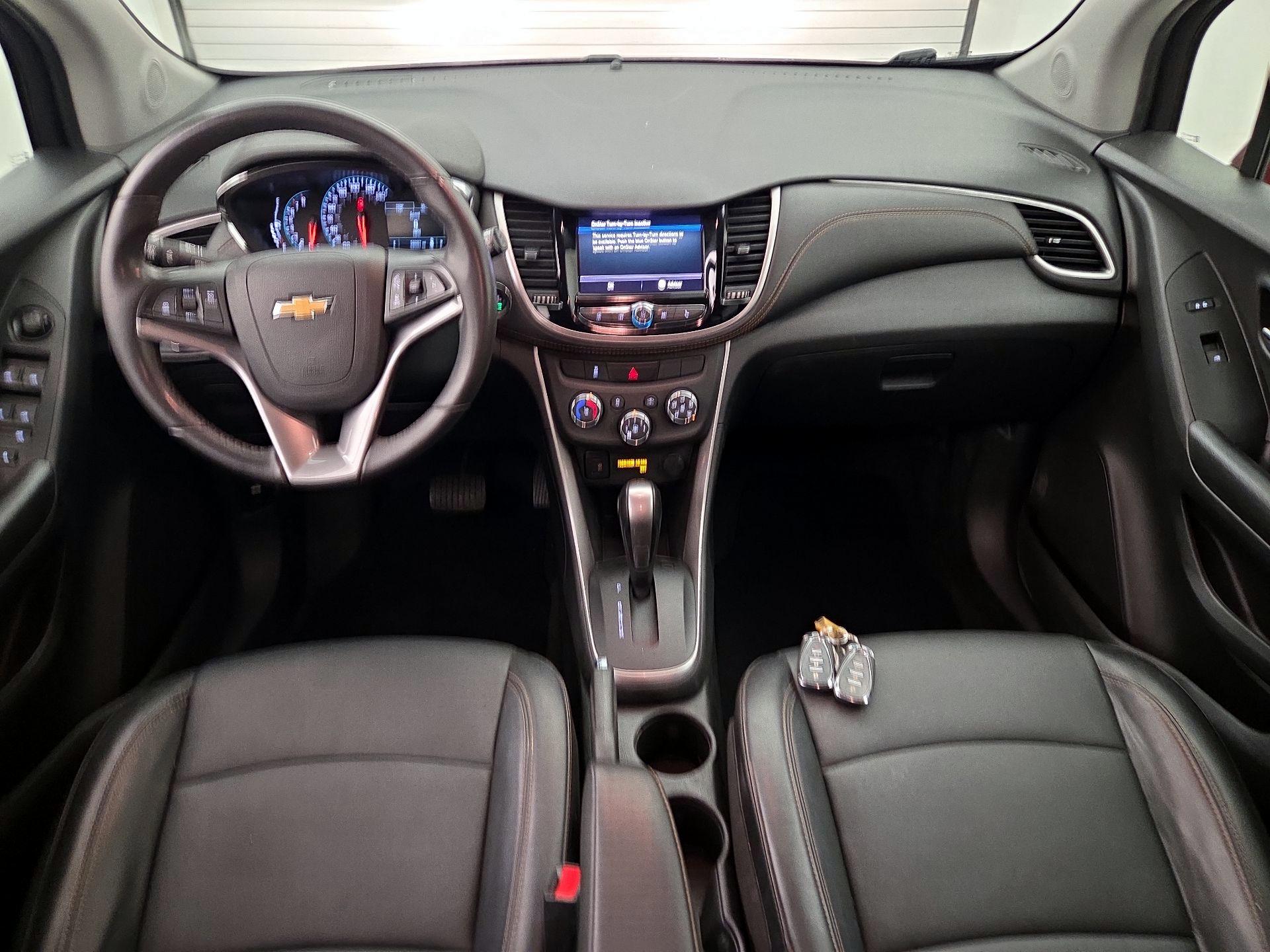 Thumbnail: 2021 Chevrolet Trax - 9