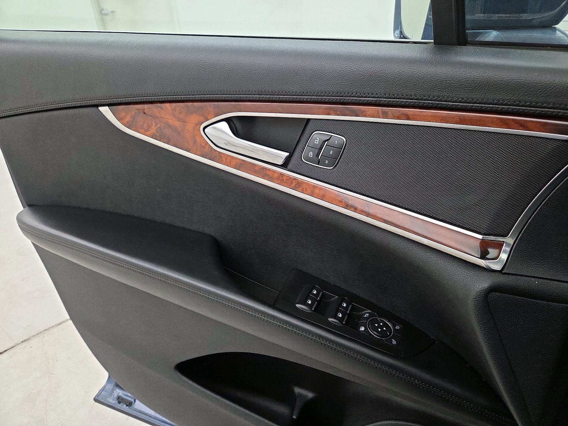 Thumbnail: 2018 Lincoln MKX - 12