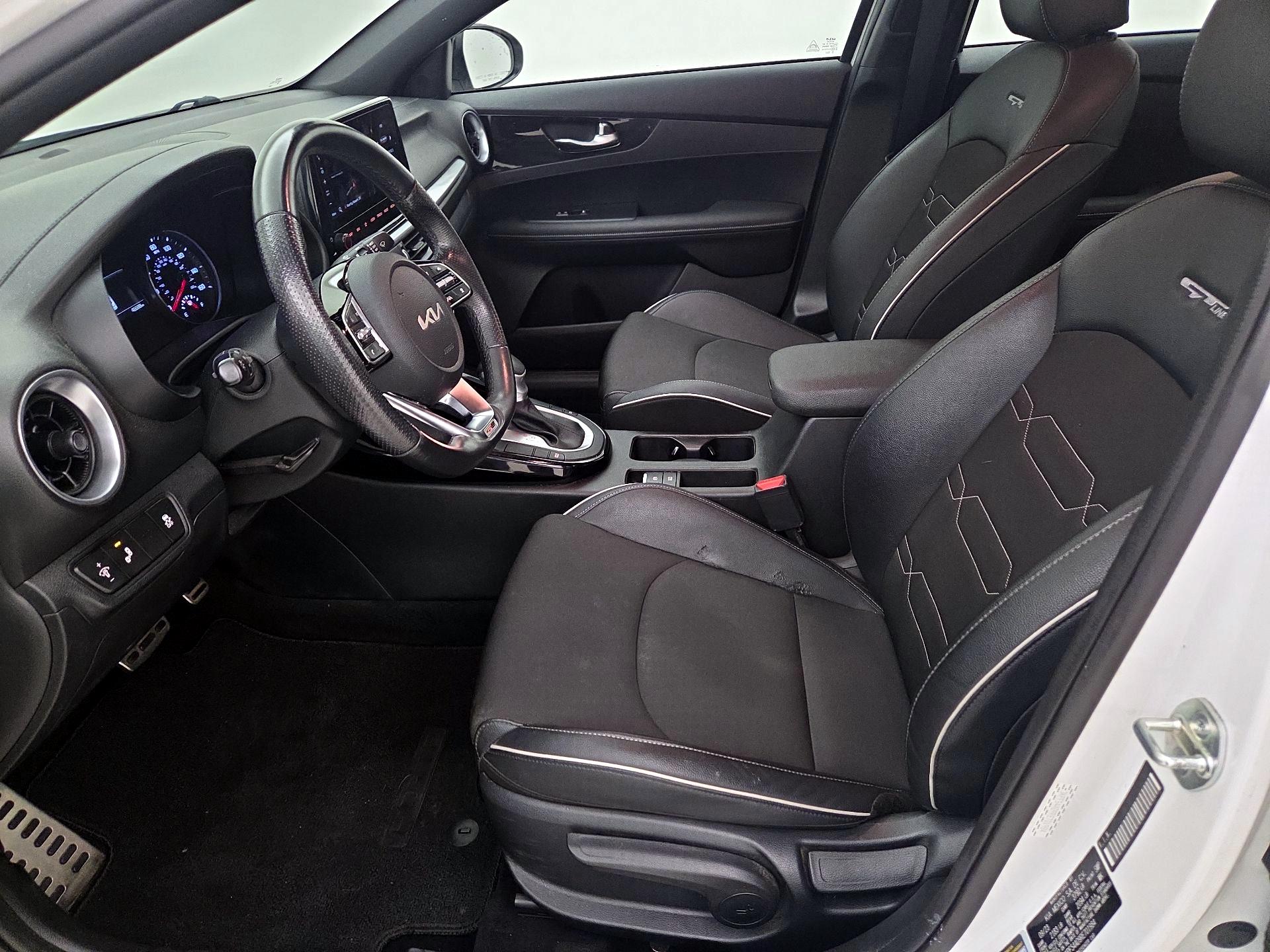 Thumbnail: 2024 Kia Forte - 11