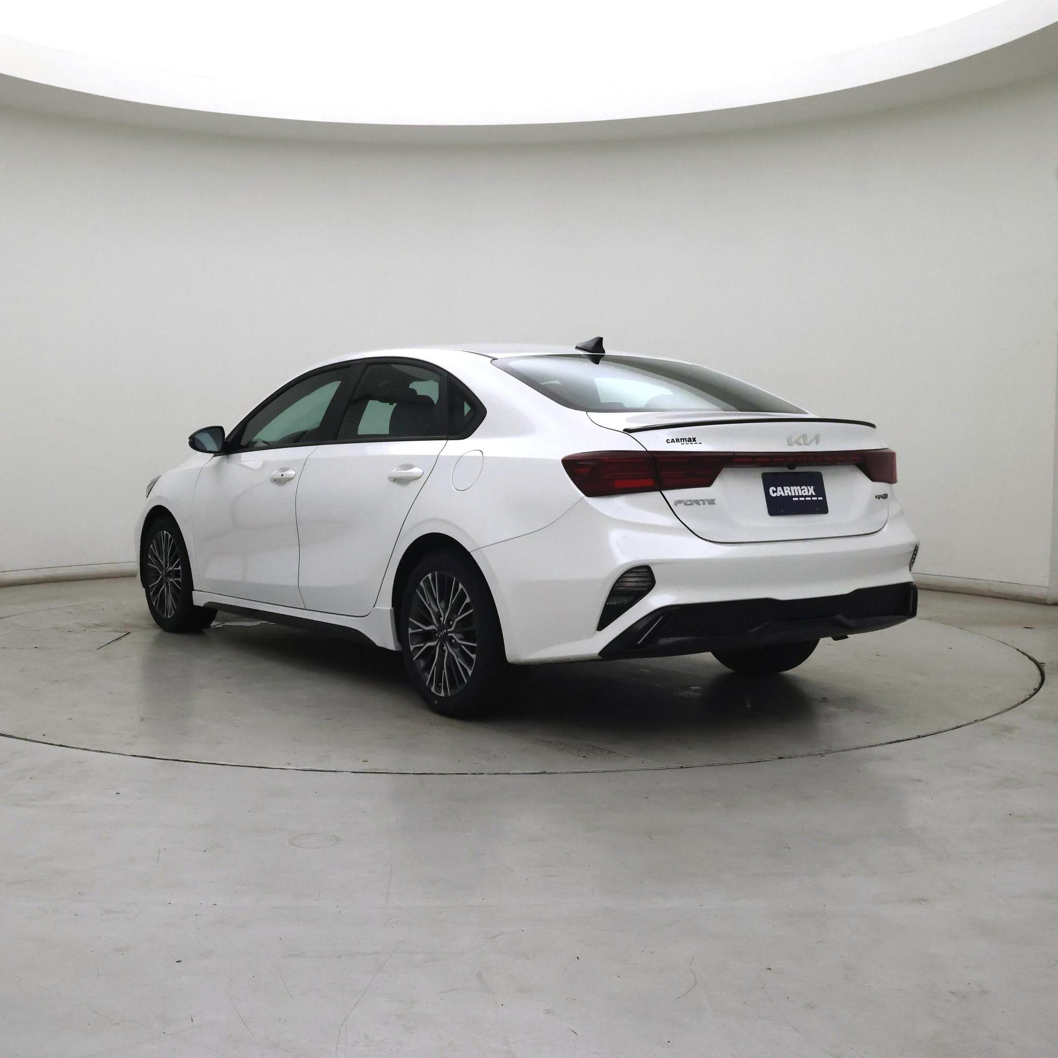 Thumbnail: 2024 Kia Forte - 2