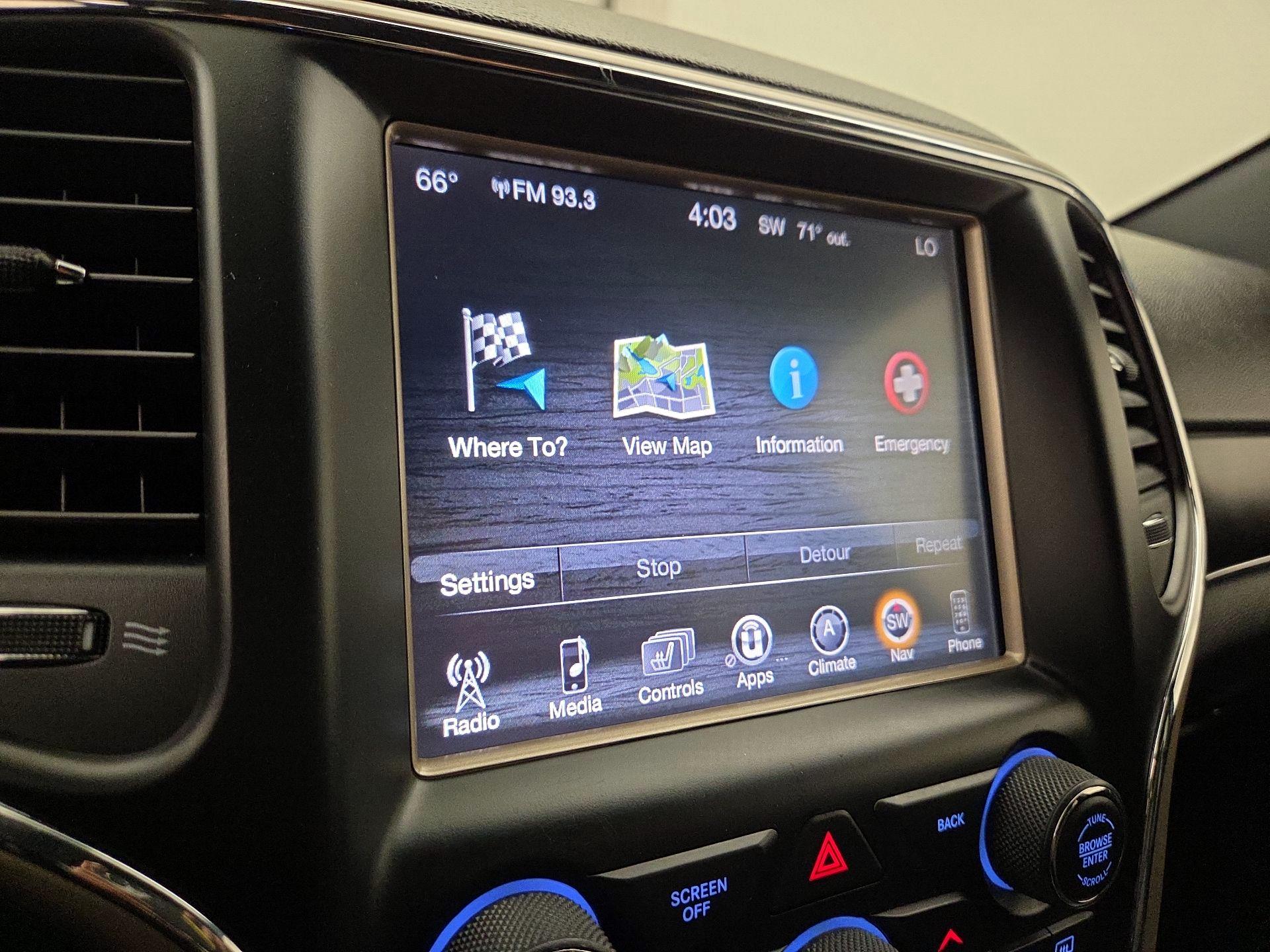 Thumbnail: 2014 Jeep Grand Cherokee - 14