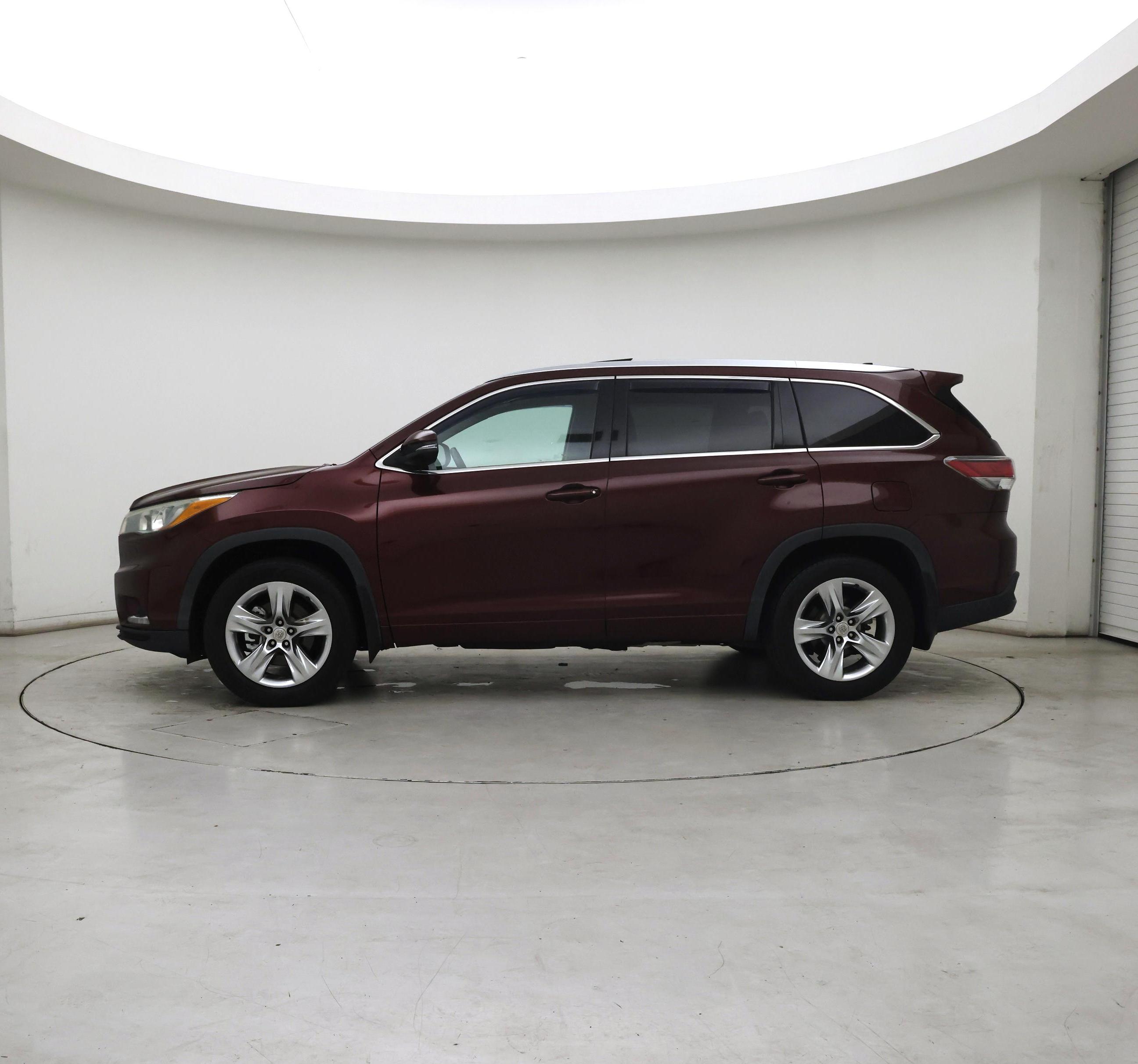 Thumbnail: 2015 Toyota Highlander - 3