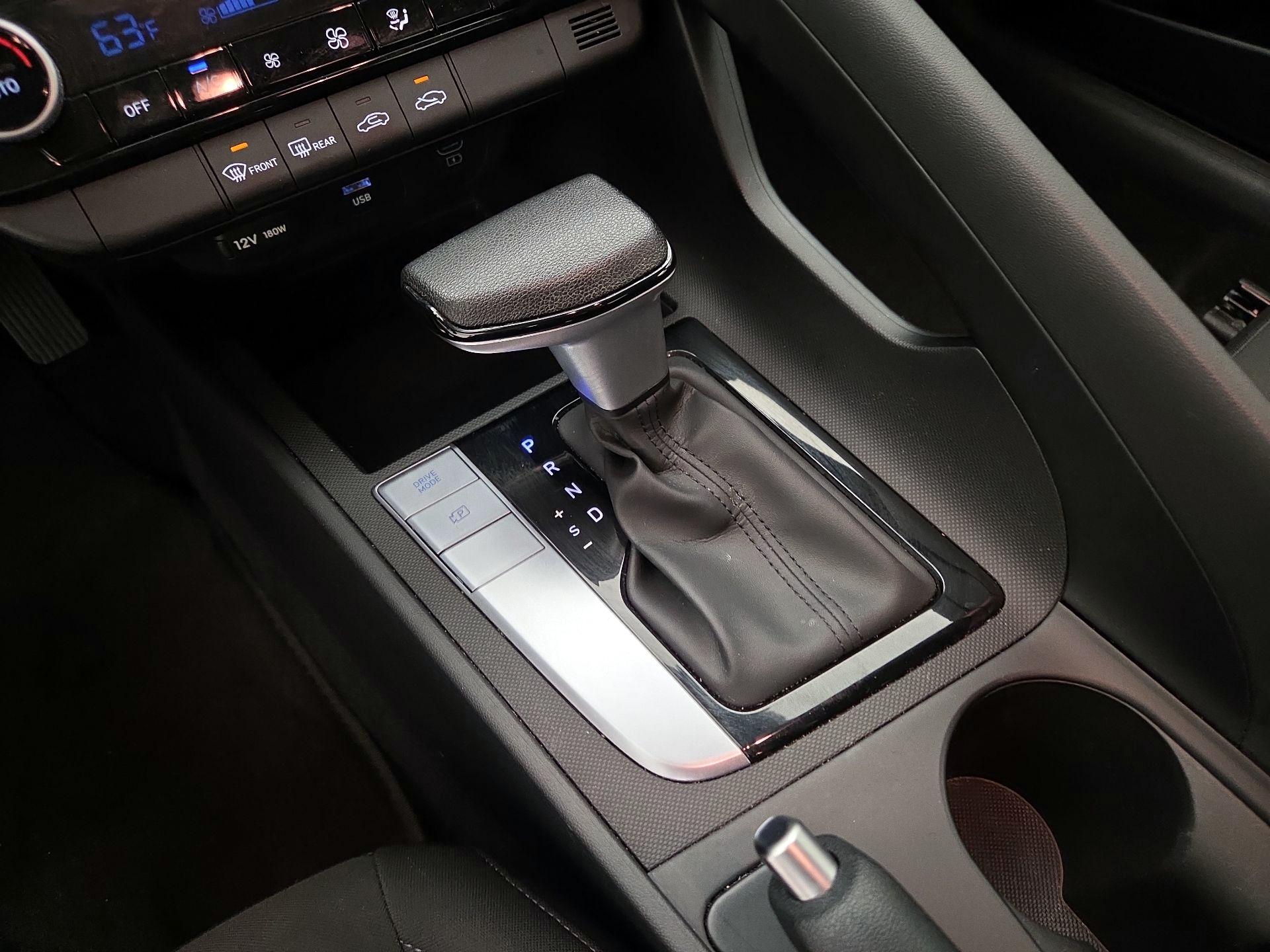 Thumbnail: 2024 Hyundai Elantra - 18