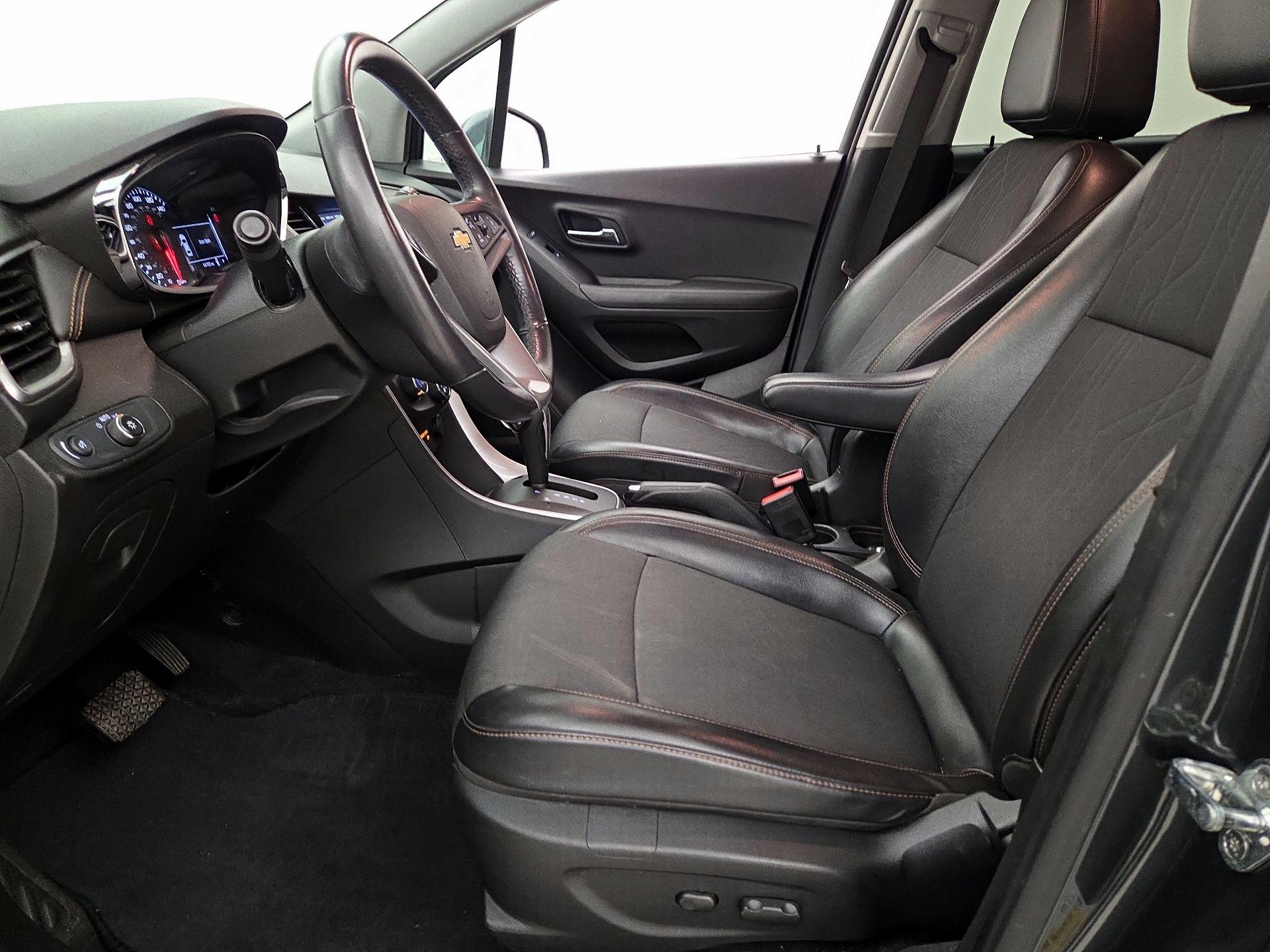 Thumbnail: 2018 Chevrolet Trax - 11