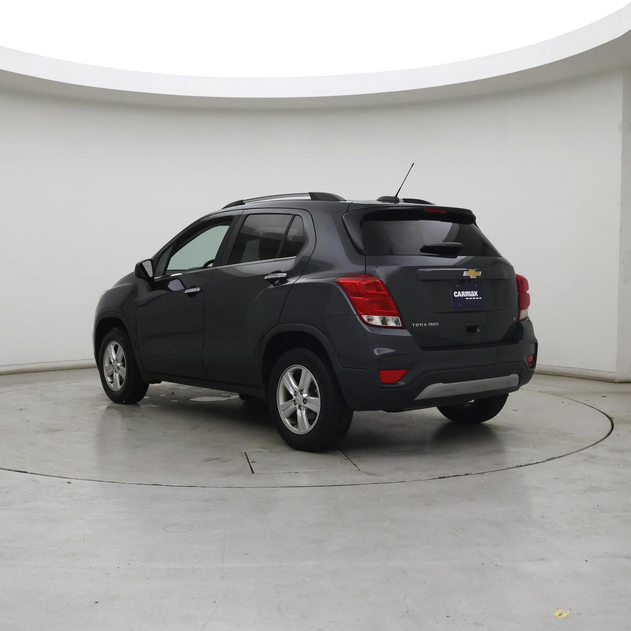 Thumbnail: 2018 Chevrolet Trax - 2
