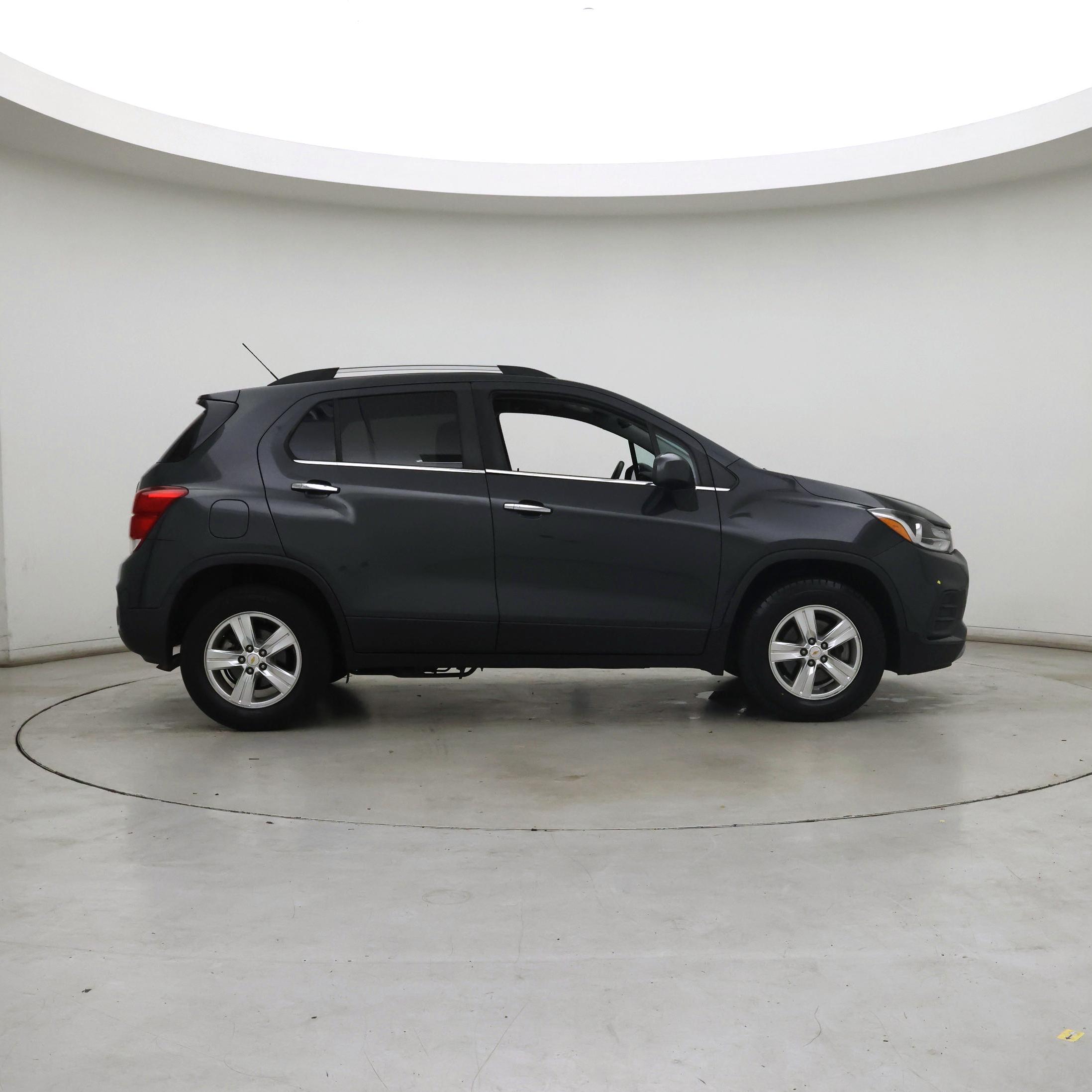 Thumbnail: 2018 Chevrolet Trax - 7