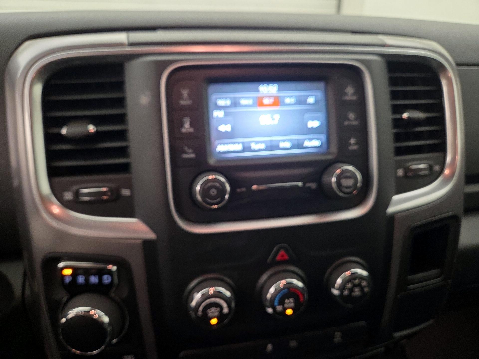 Thumbnail: 2022 RAM 1500 Classic - 15