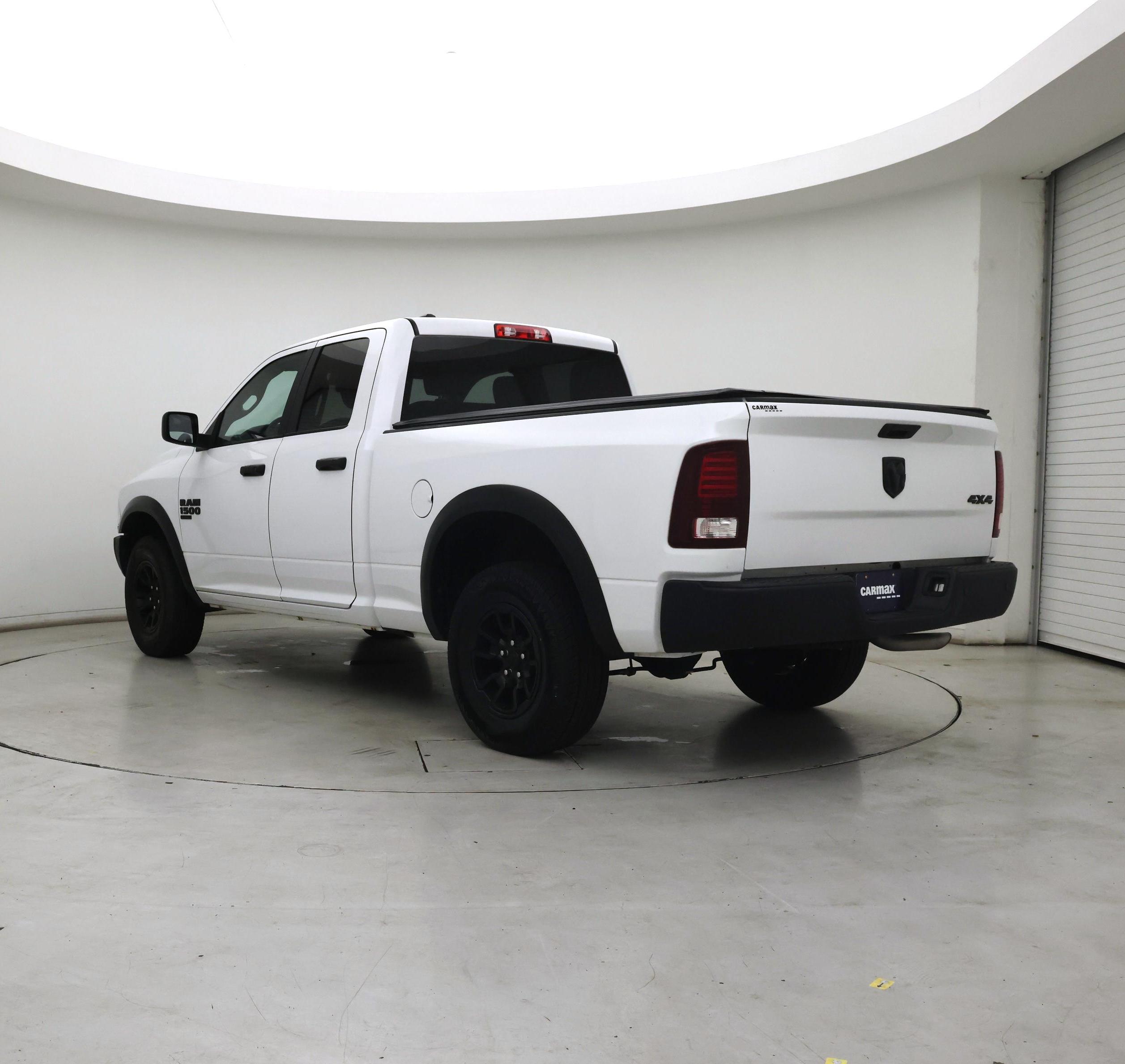 Thumbnail: 2022 RAM 1500 Classic - 2