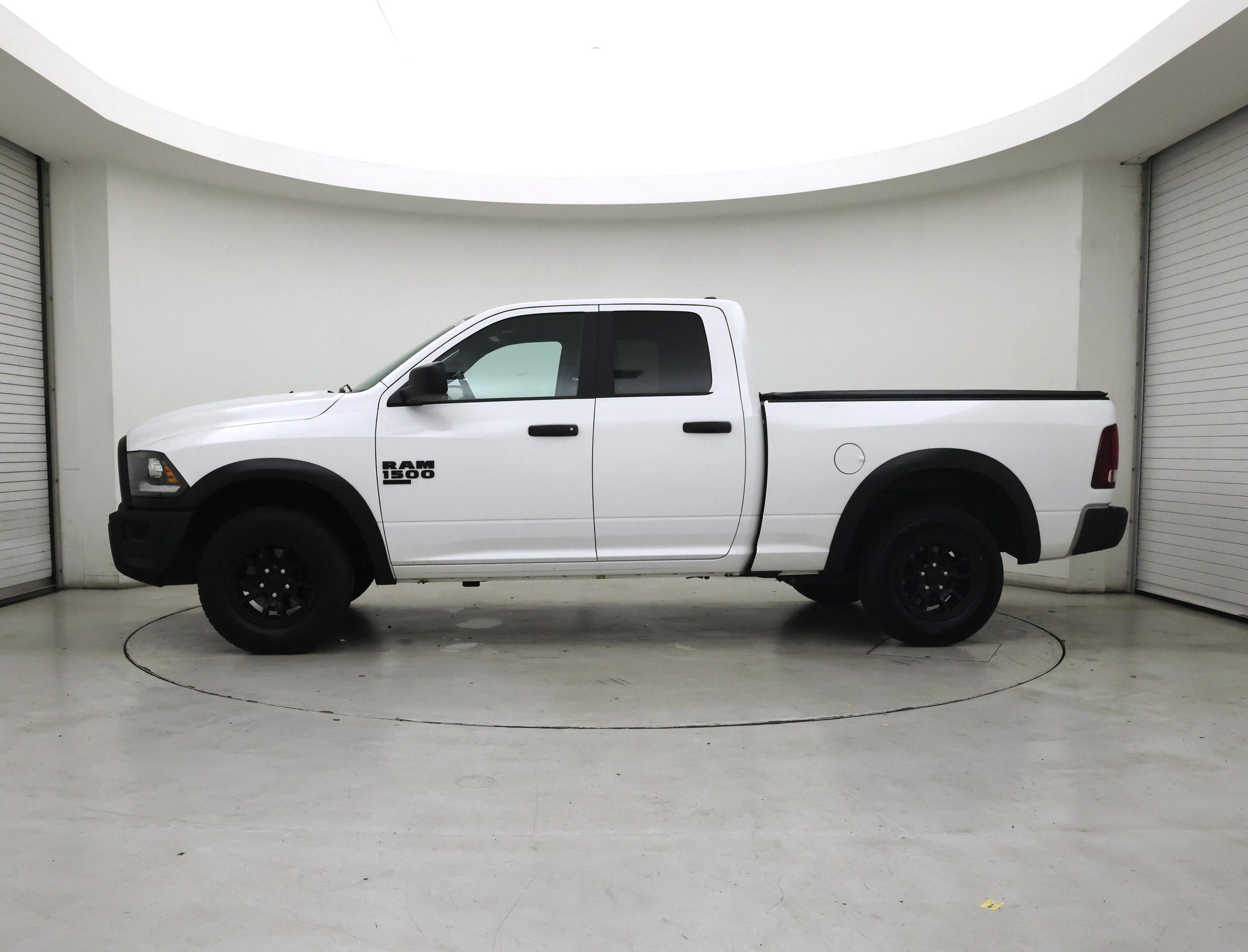 Thumbnail: 2022 RAM 1500 Classic - 3