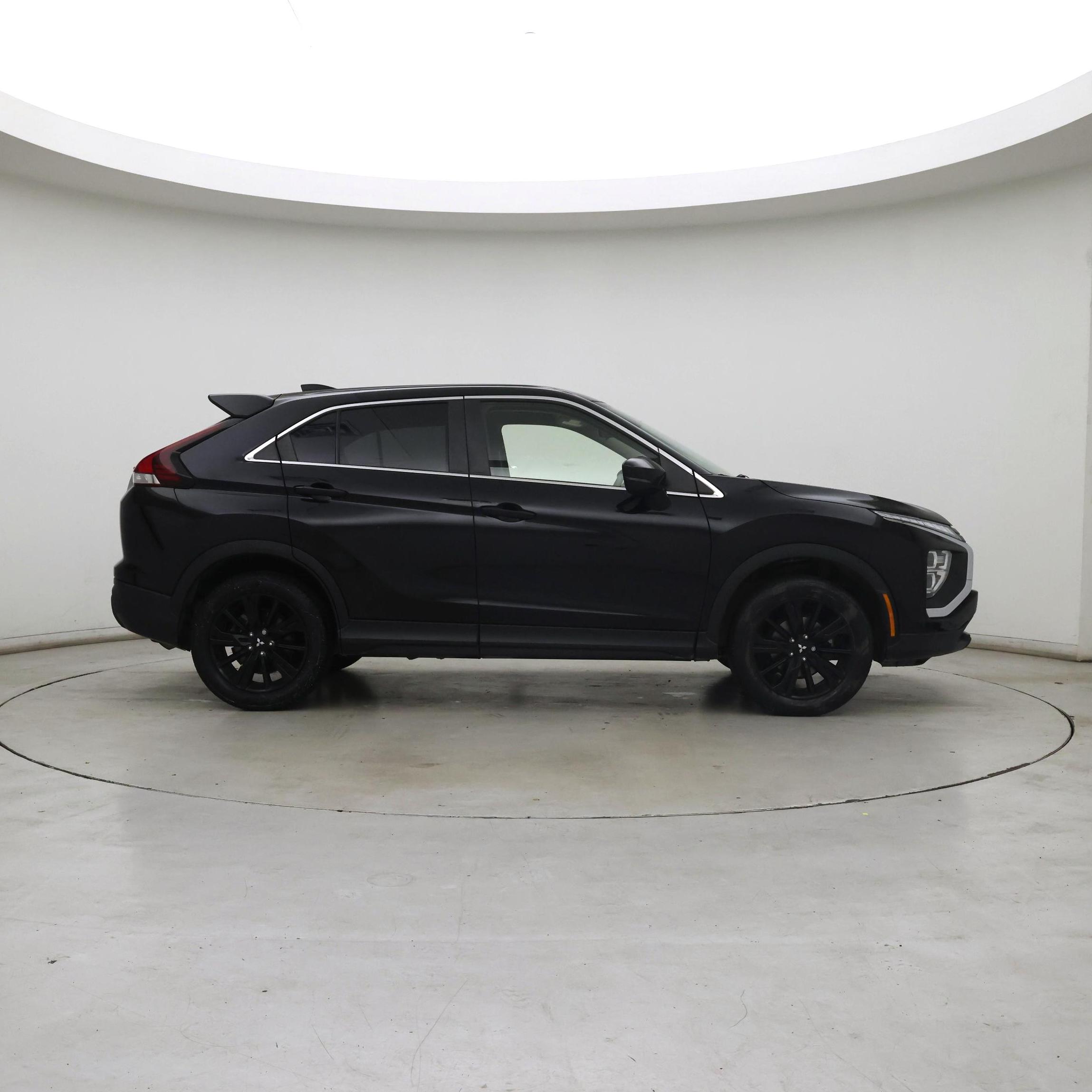 Thumbnail: 2023 Mitsubishi Eclipse Cross - 7
