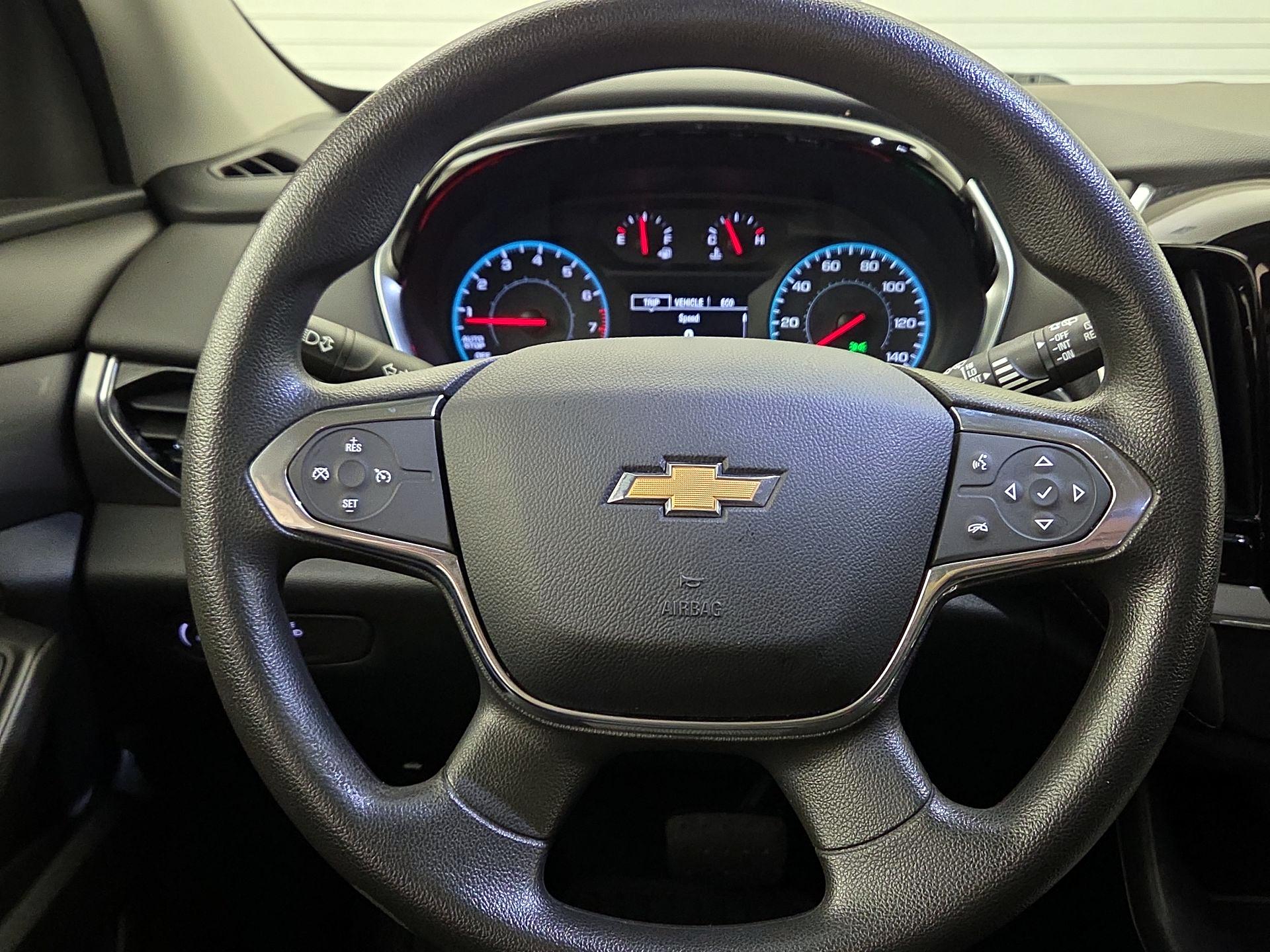 Thumbnail: 2018 Chevrolet Traverse - 10