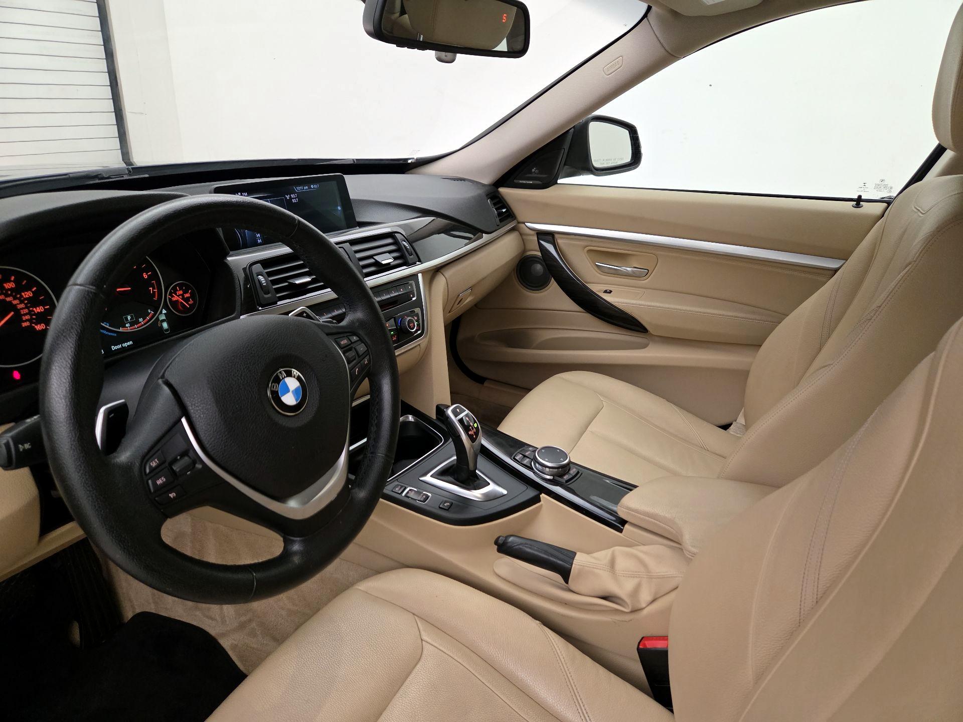 Thumbnail: 2015 BMW 3 Series - 11