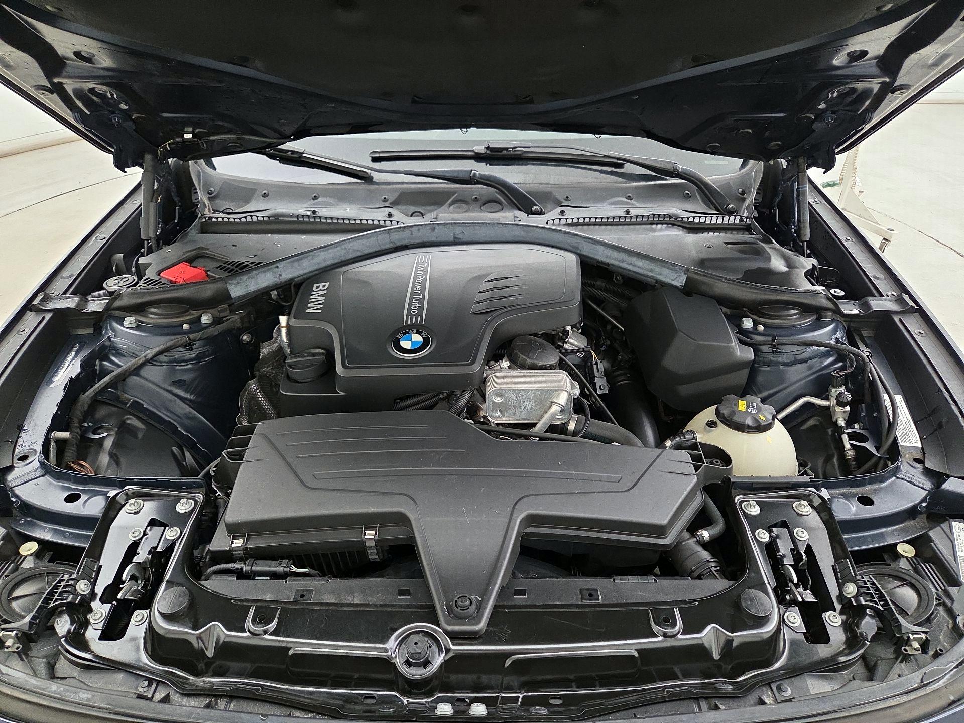 Thumbnail: 2015 BMW 3 Series - 19