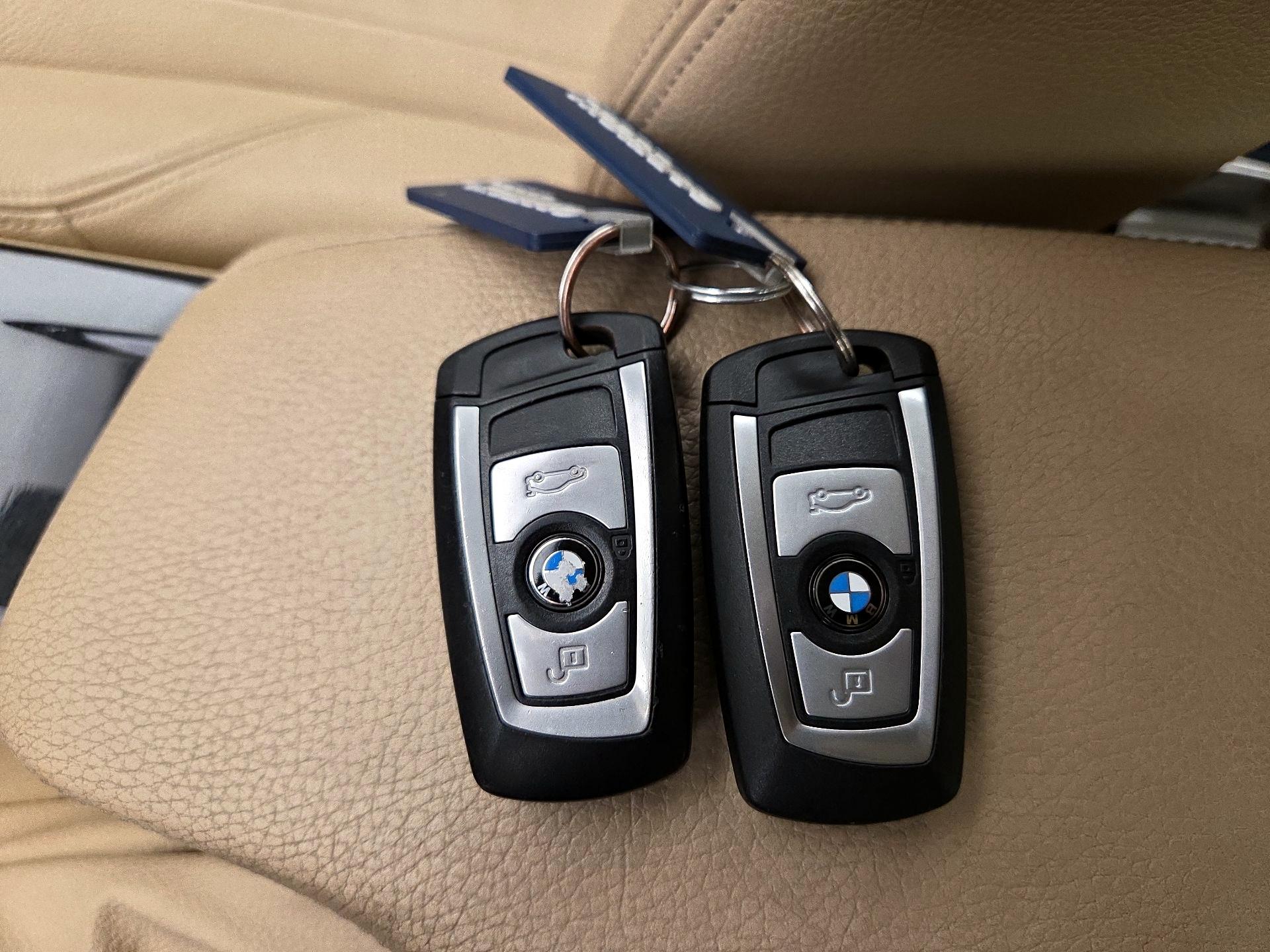 Thumbnail: 2015 BMW 3 Series - 20