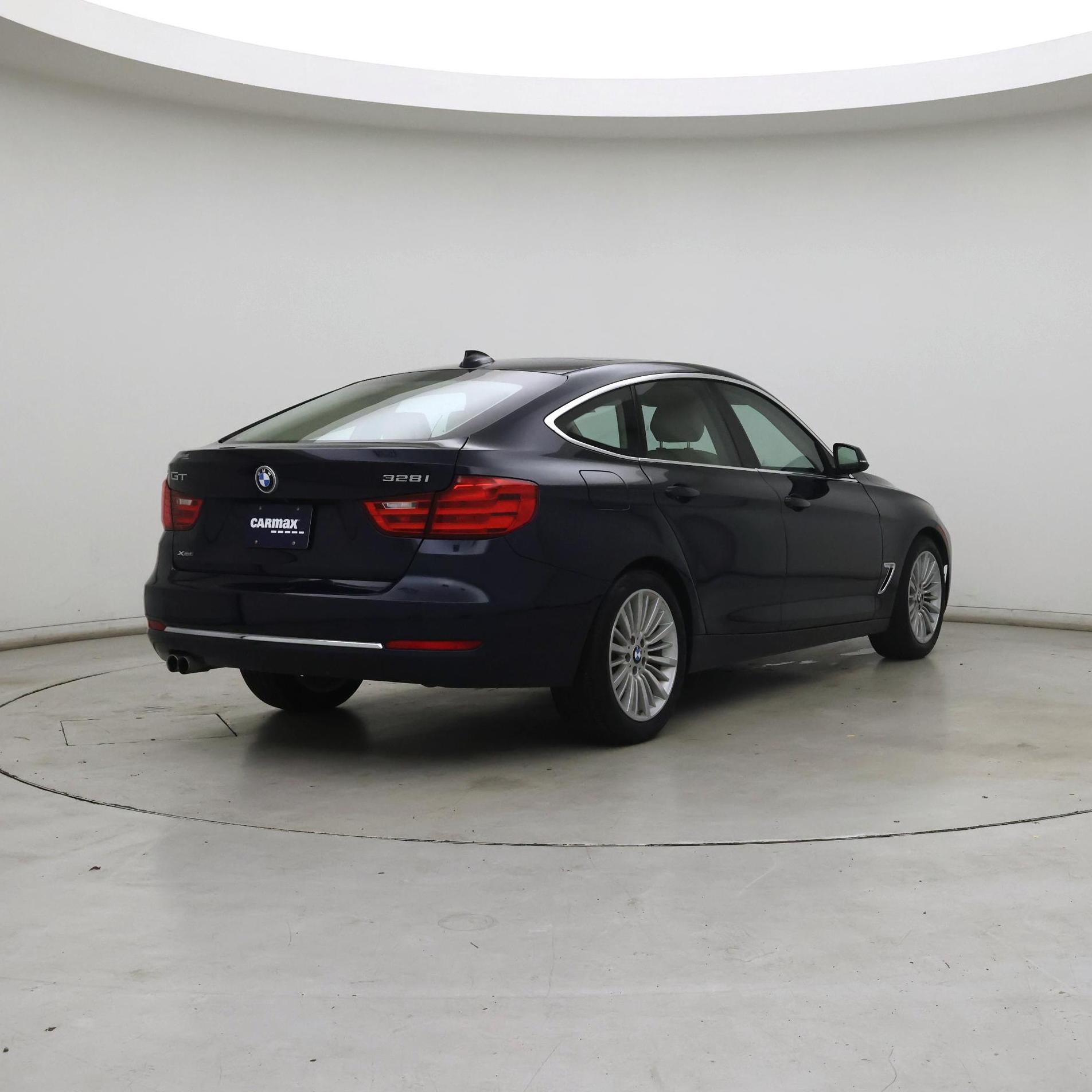 Thumbnail: 2015 BMW 3 Series - 8