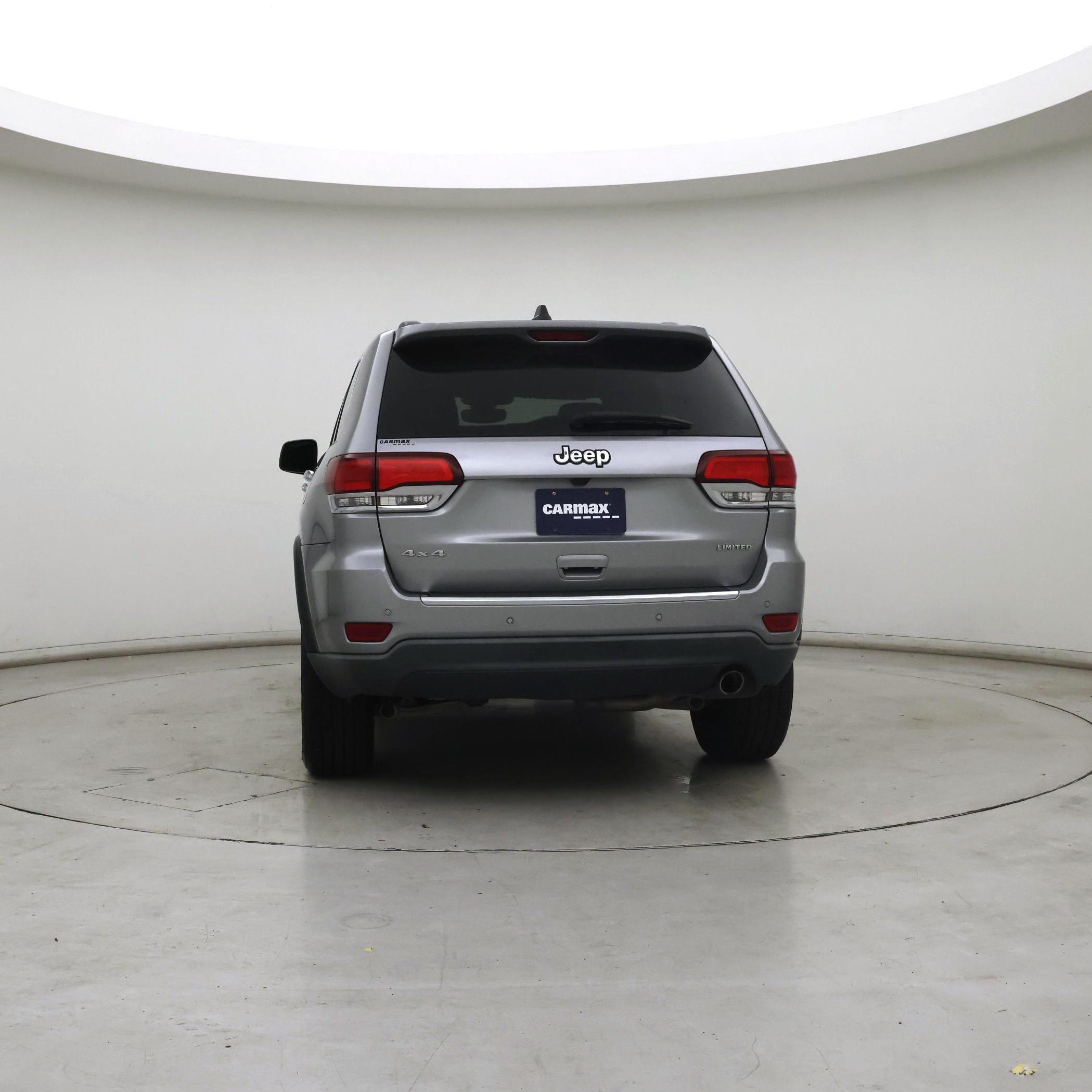 Thumbnail: 2020 Jeep Grand Cherokee - 6