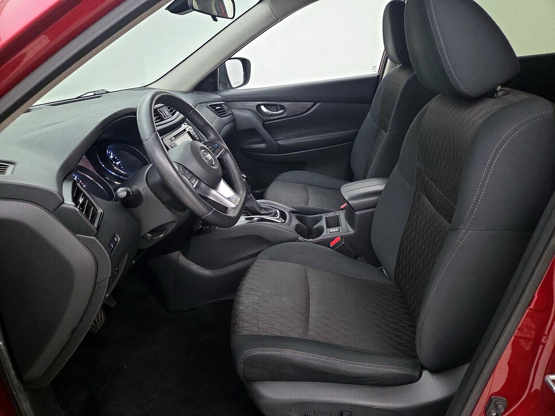 Thumbnail: 2019 Nissan Rogue - 11