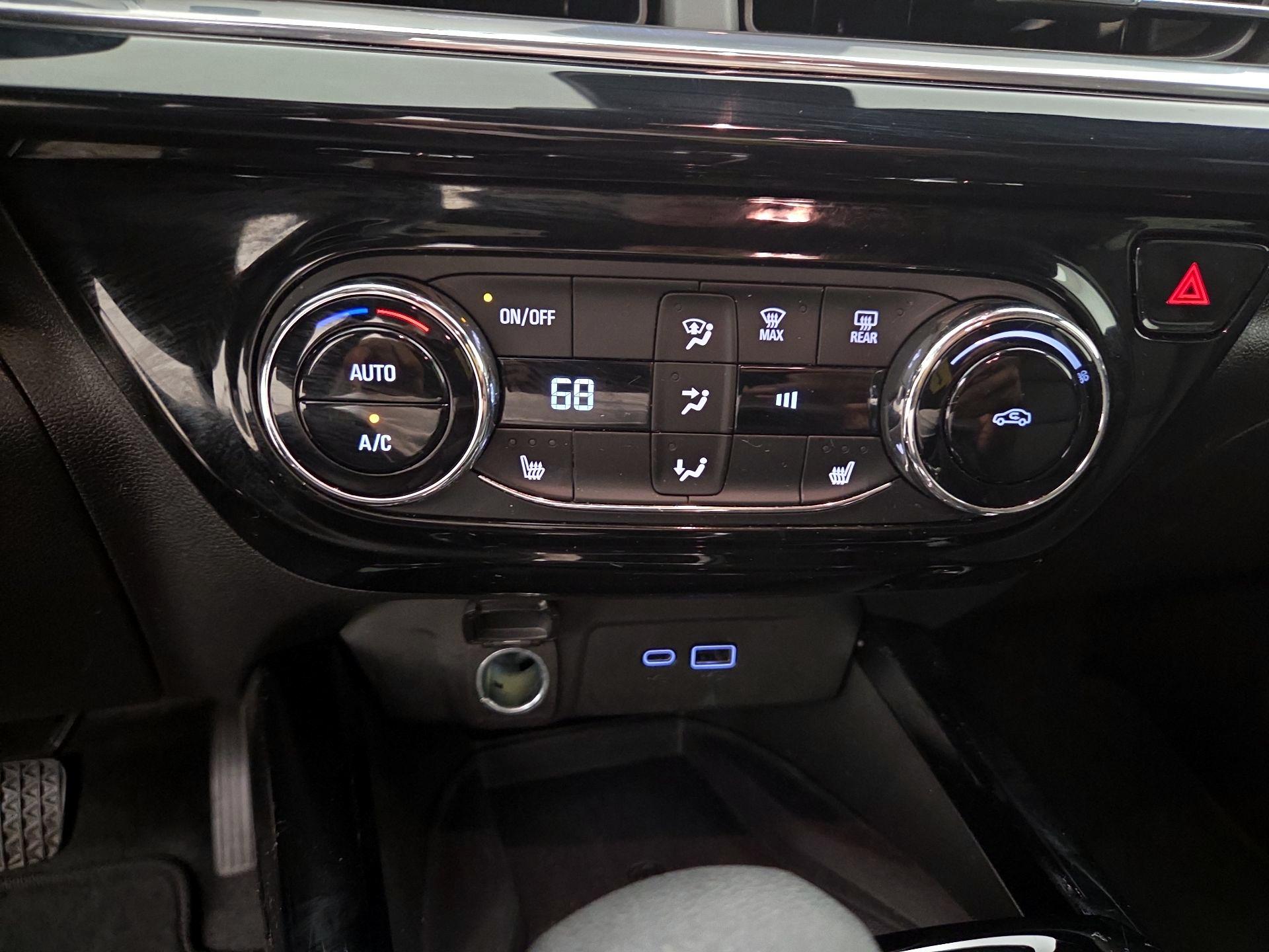 Thumbnail: 2025 Chevrolet Trax - 16