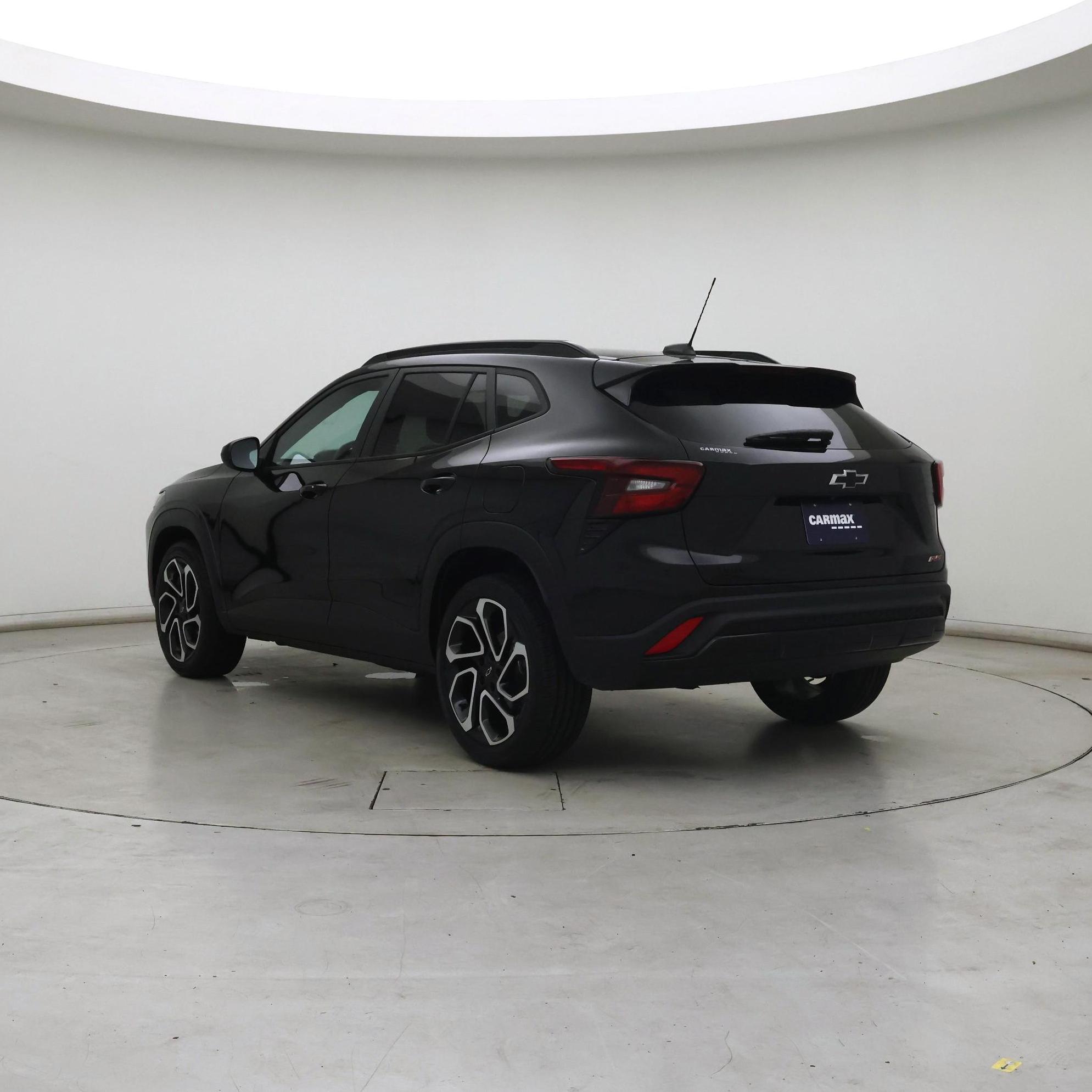 Thumbnail: 2025 Chevrolet Trax - 2