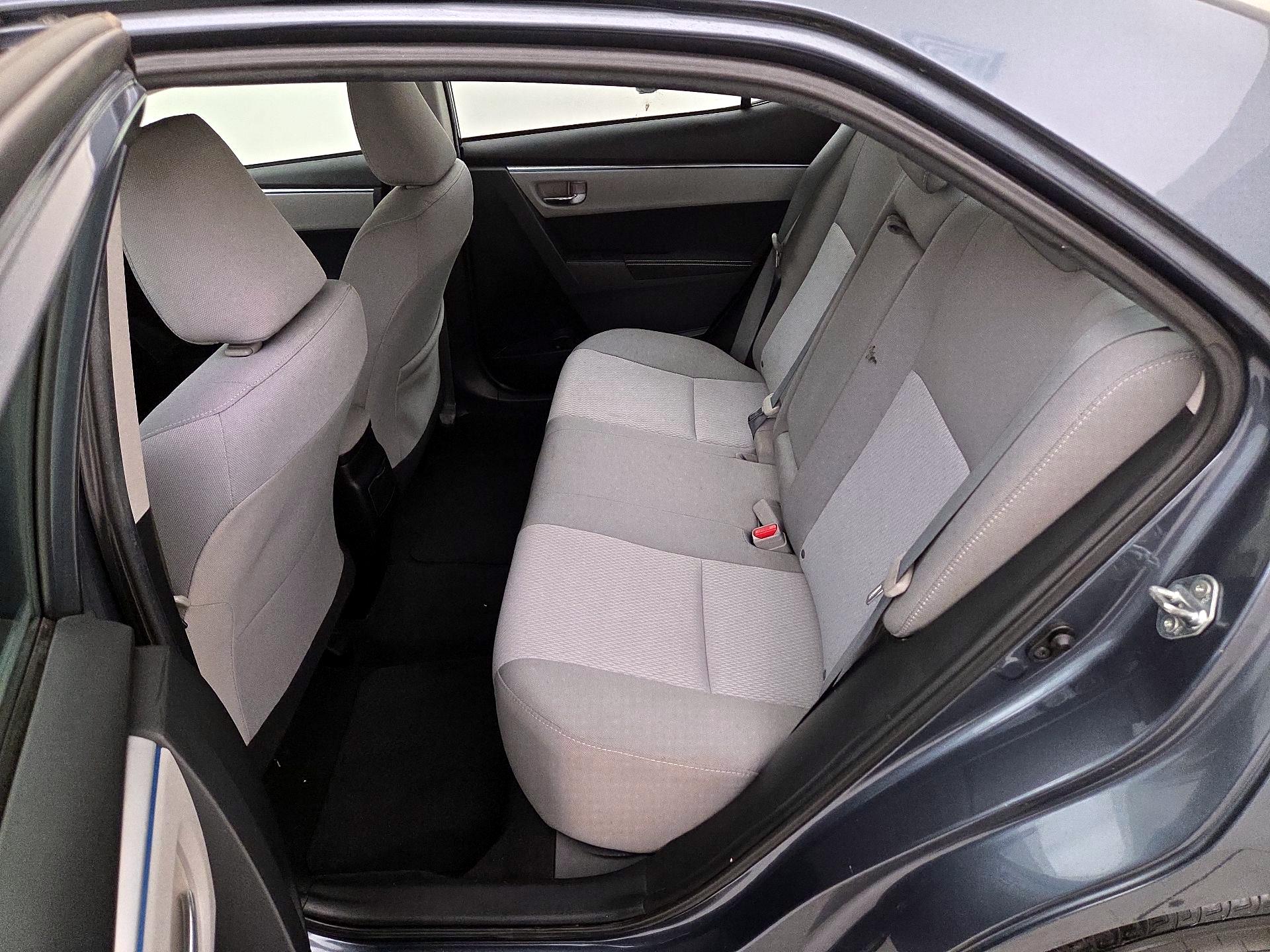 Thumbnail: 2015 Toyota Corolla - 19