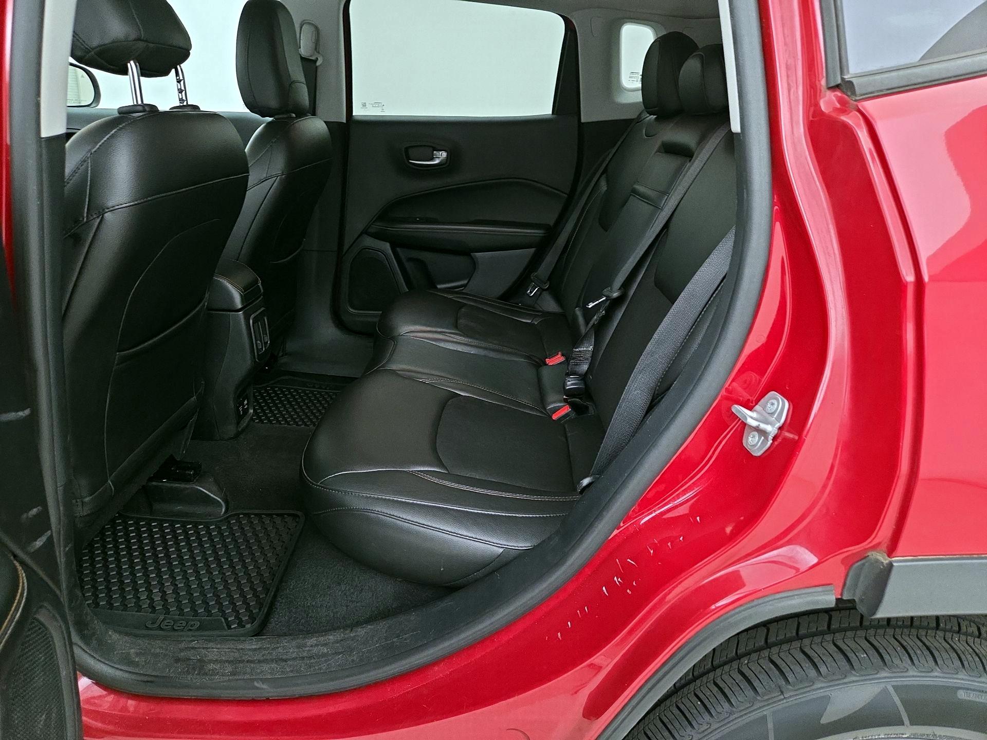 Thumbnail: 2018 Jeep Compass - 19